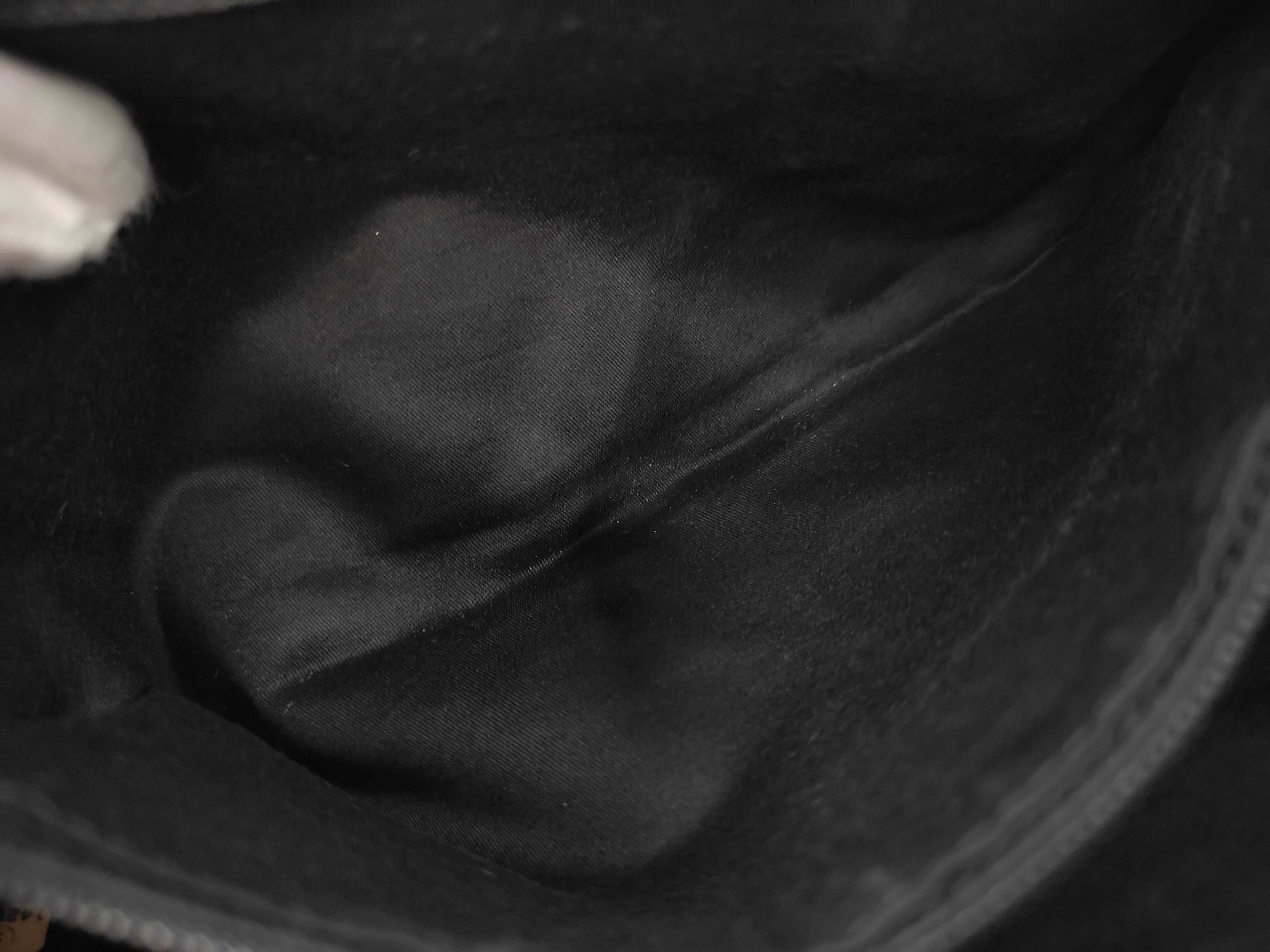 Matelassé Classic Flap Shoulder Bag — view 9