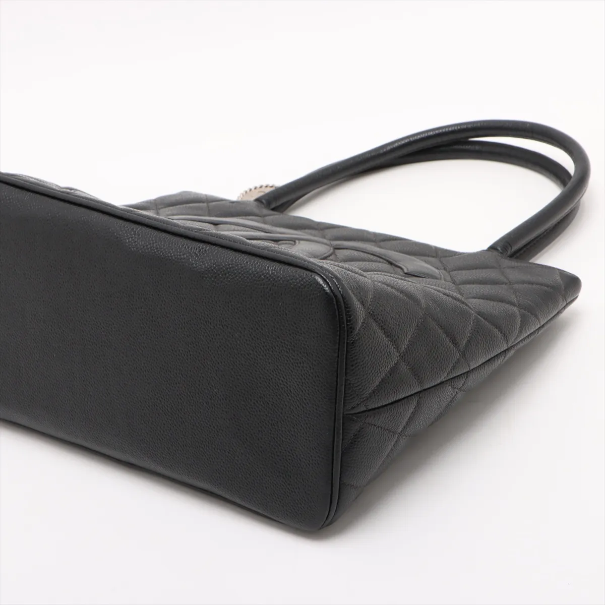 reprint caviar skin tote bag black silver hardware 6554821 No. 6 — view 3