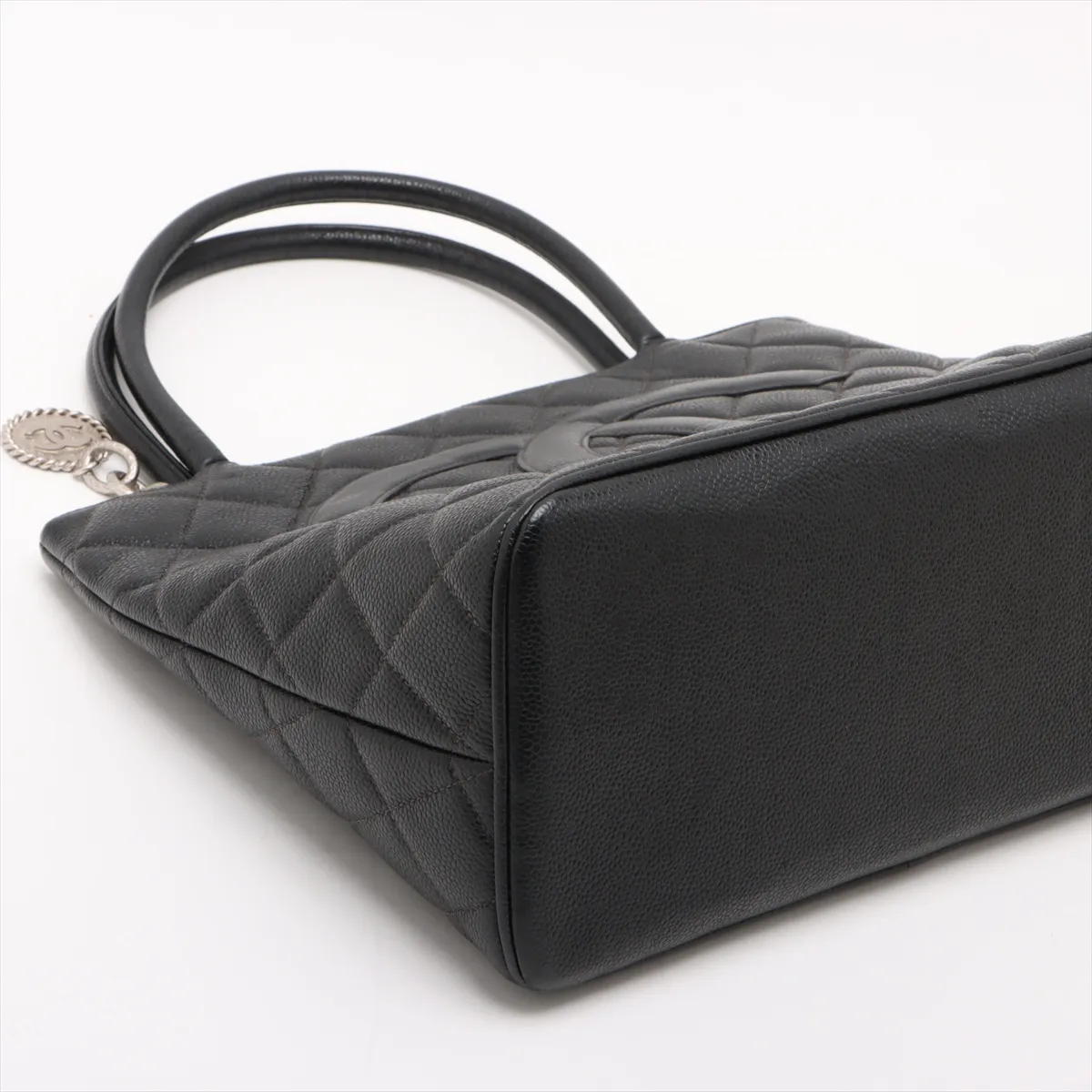 reprint caviar skin tote bag black silver hardware 6554821 No. 6 — view 4