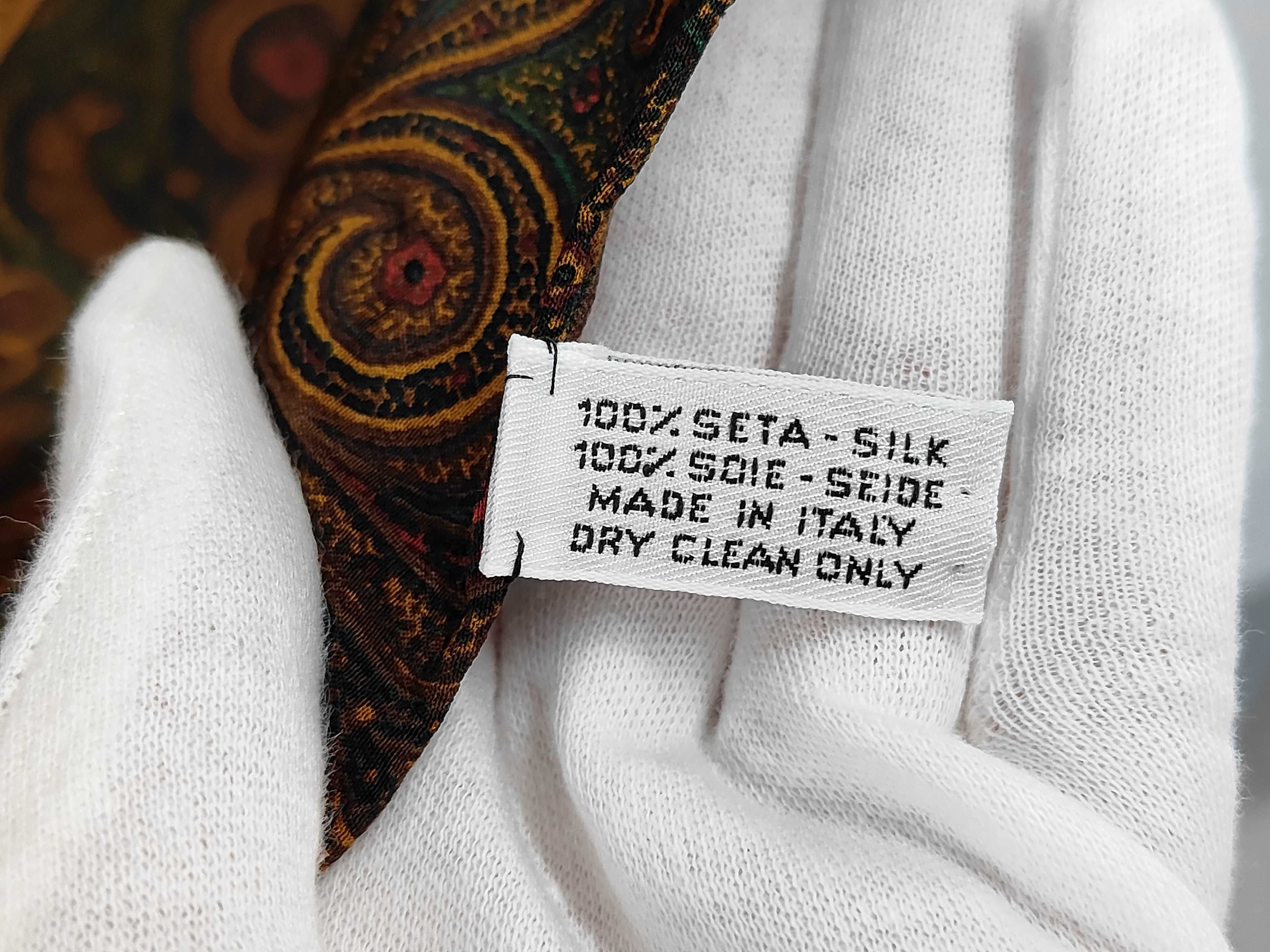 scarves and other accessories — view 5