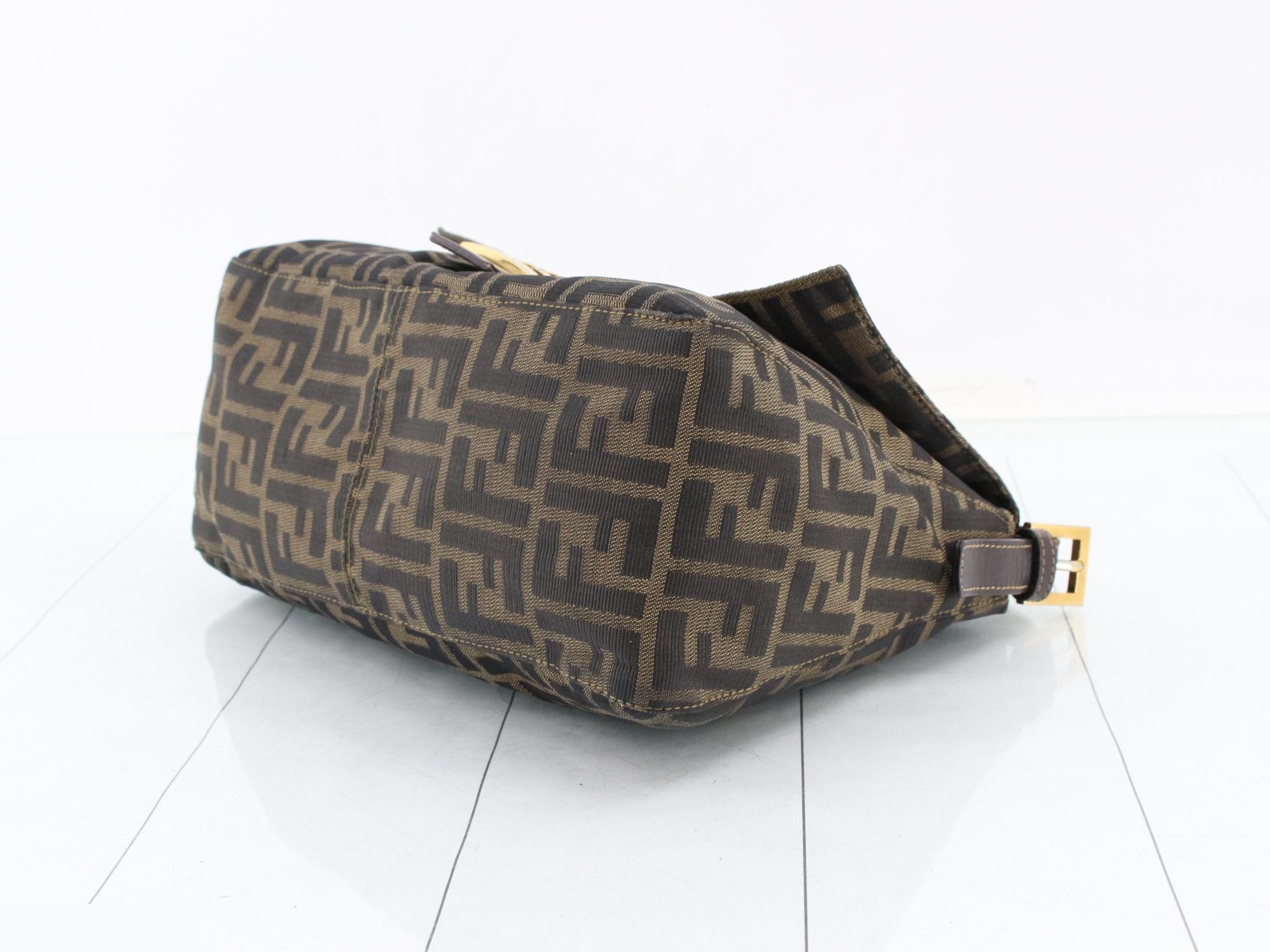 ZUCCA (Bag) - Mamma Bucket Shoulder Bag — view 6