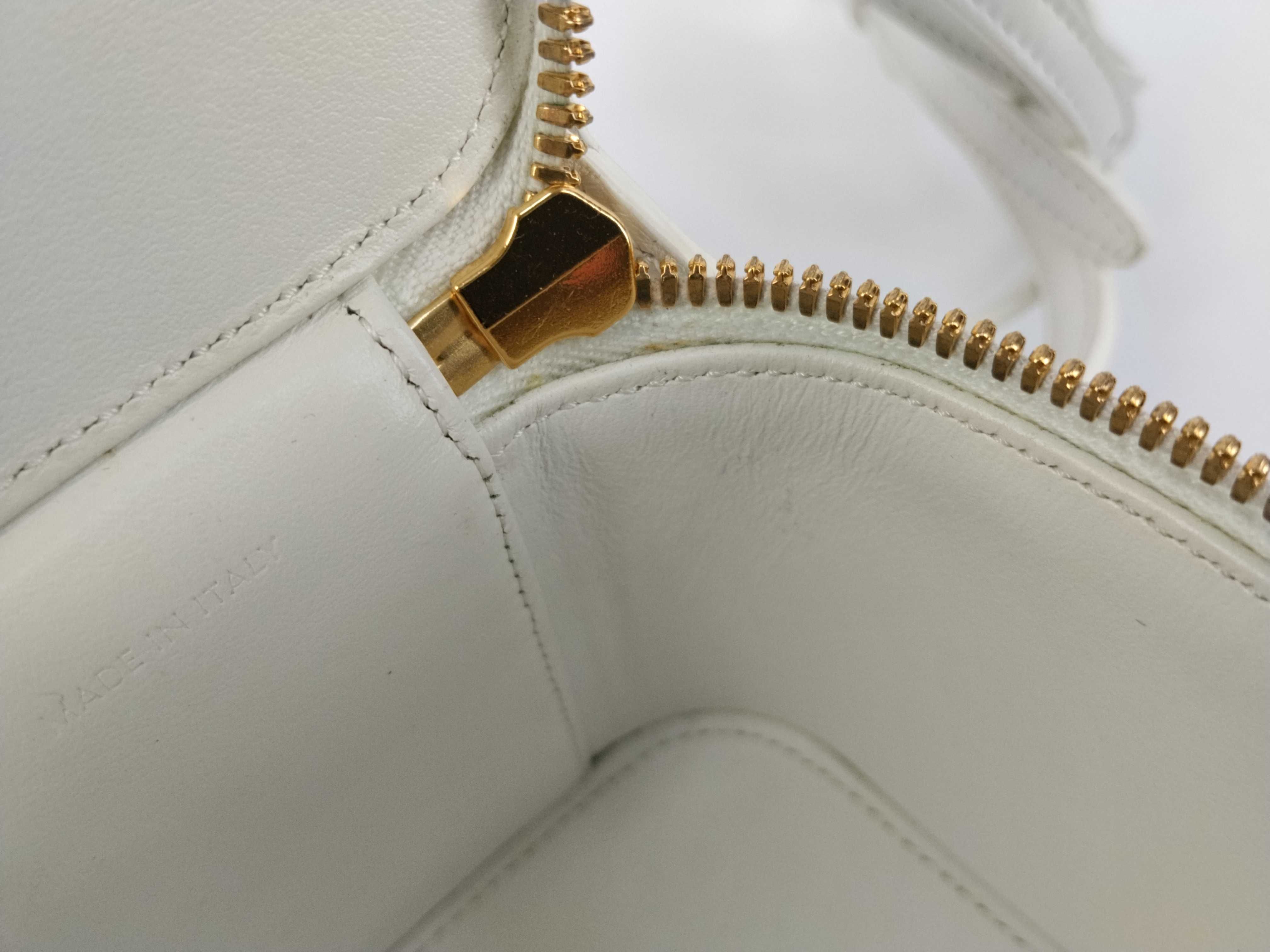 Triomphe Shoulder Bag — view 10
