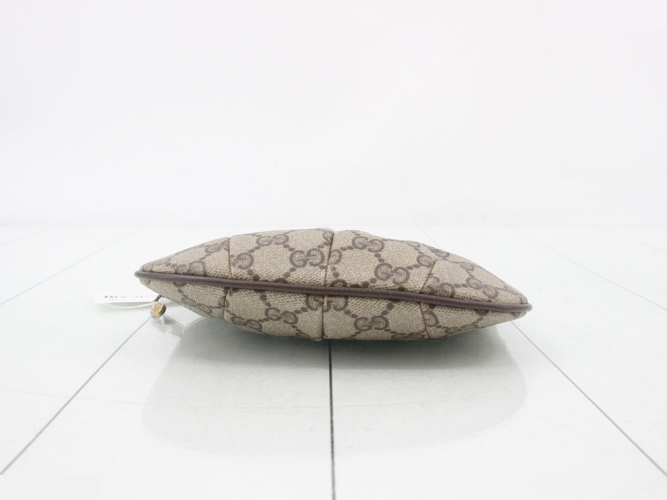 GG Supreme Leather Pouch — view 3
