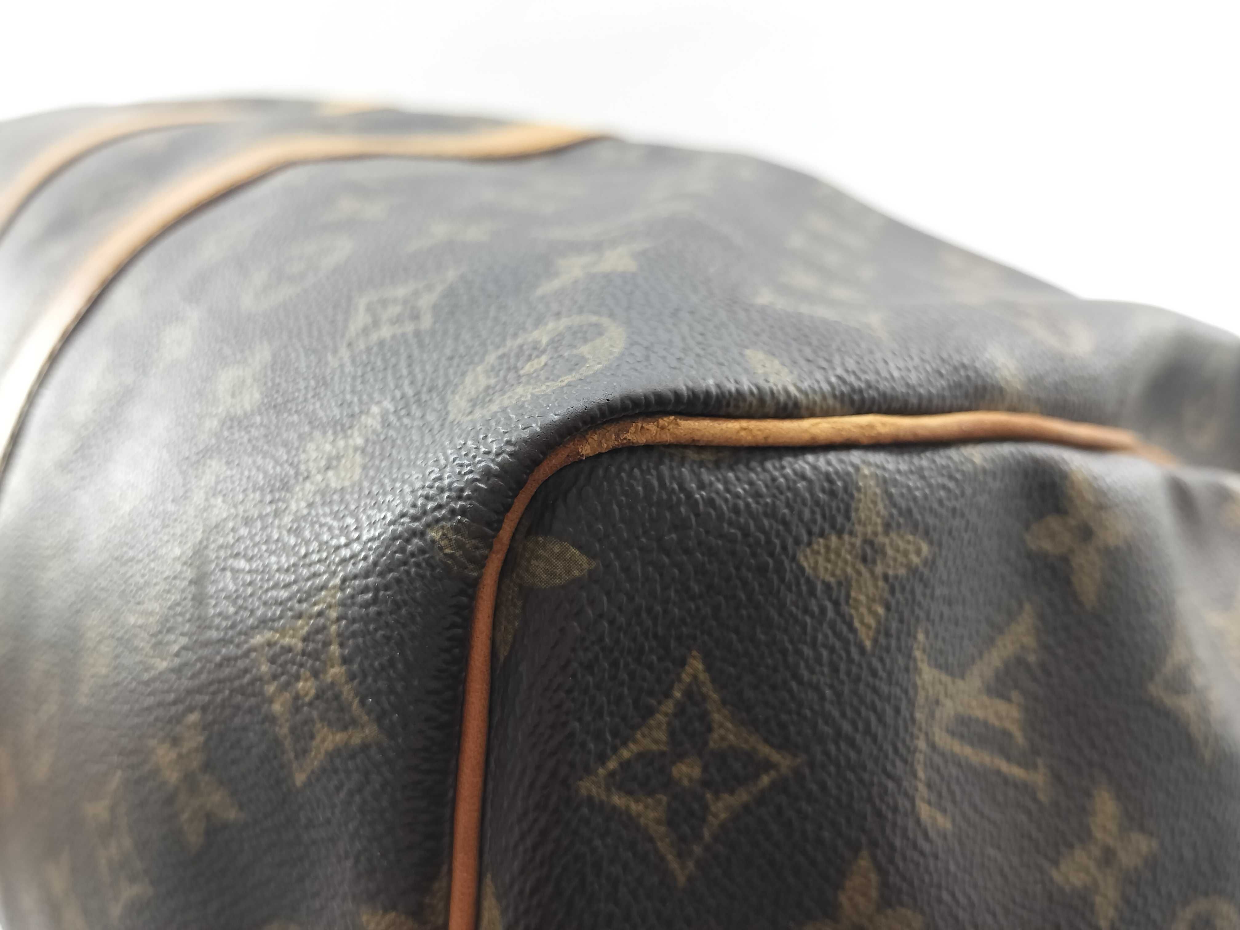 Monogram — view 7