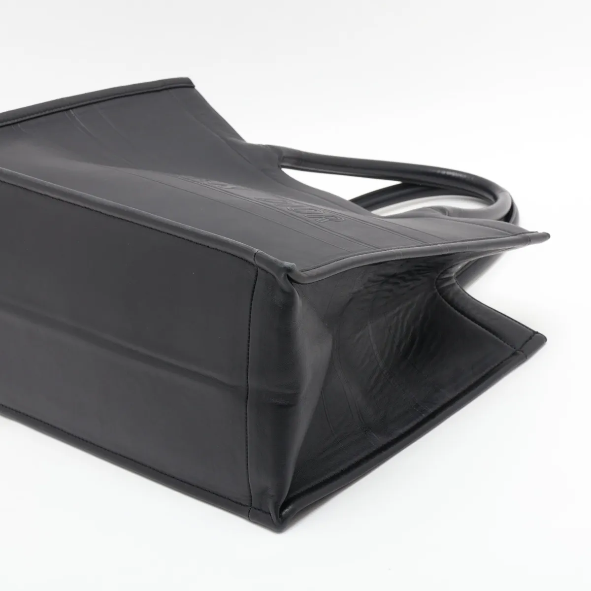 Book Tote Medium Leather Tote Bag, Black — view 3
