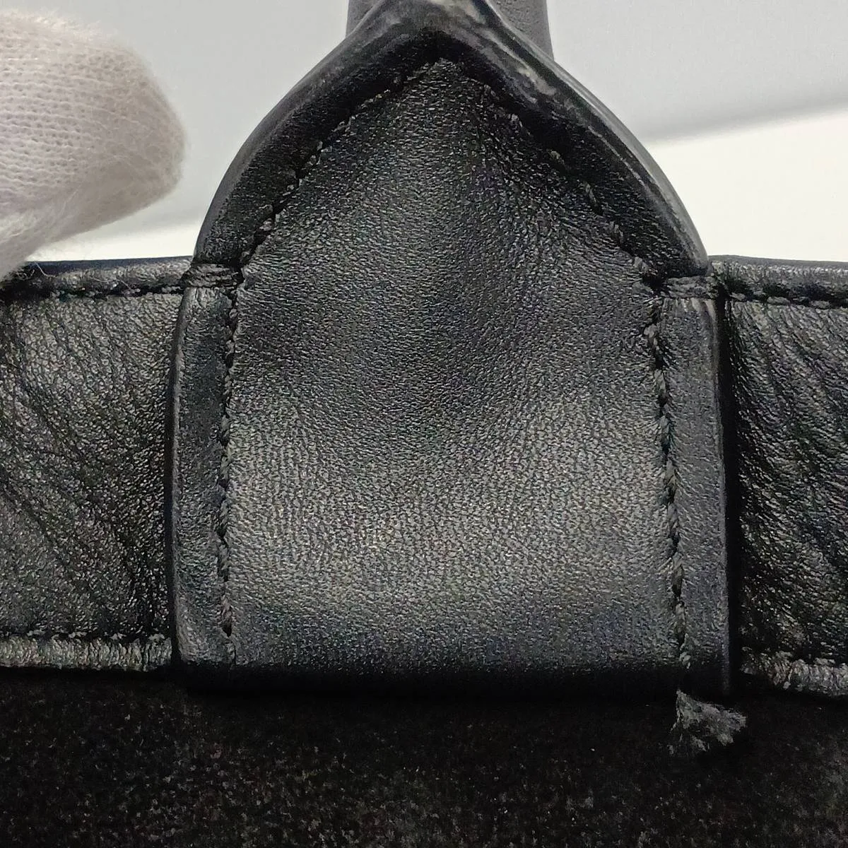 Book Tote Medium Leather Tote Bag, Black — view 10