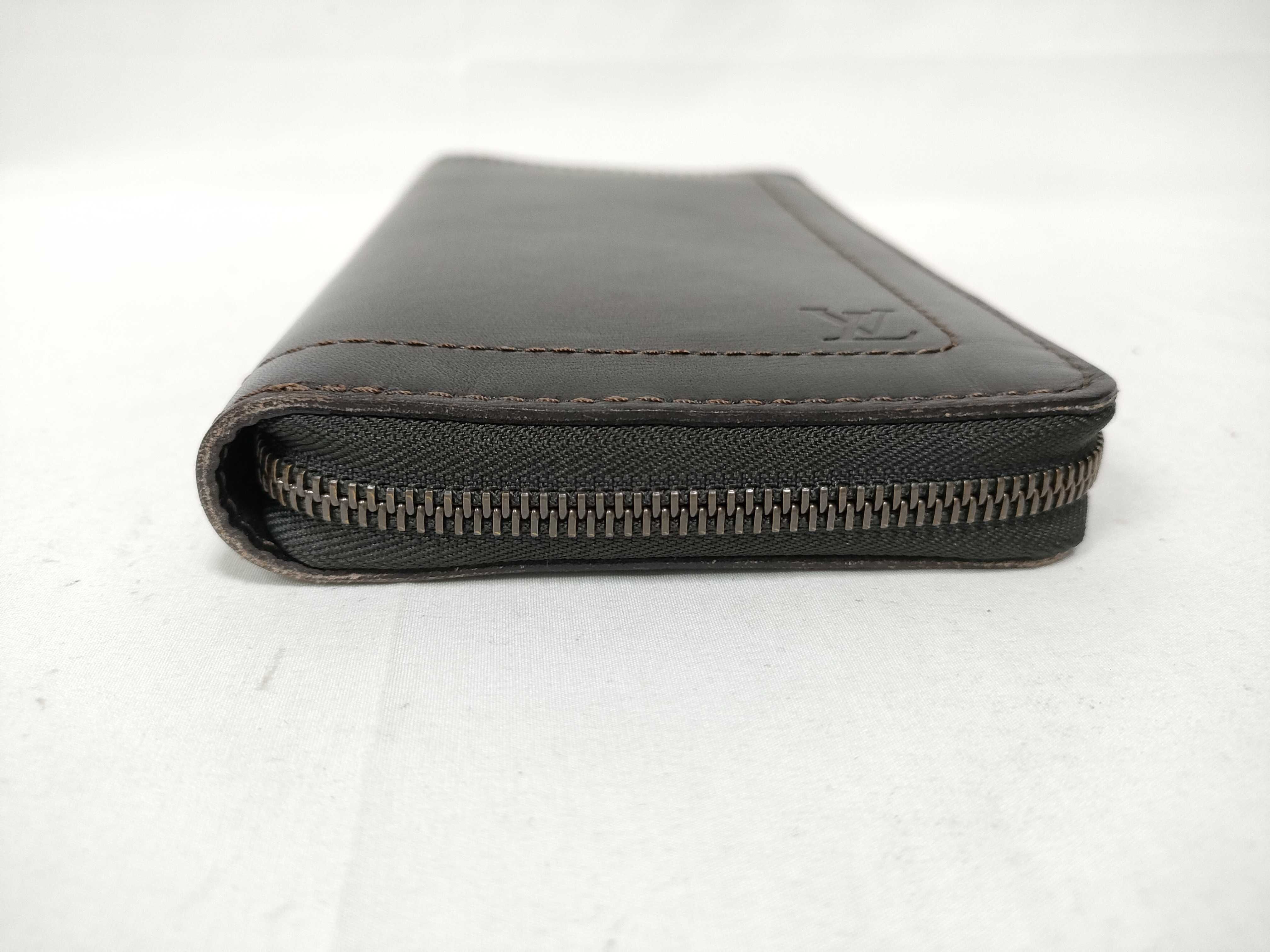 LV Utah Round Zip Wallet — view 4