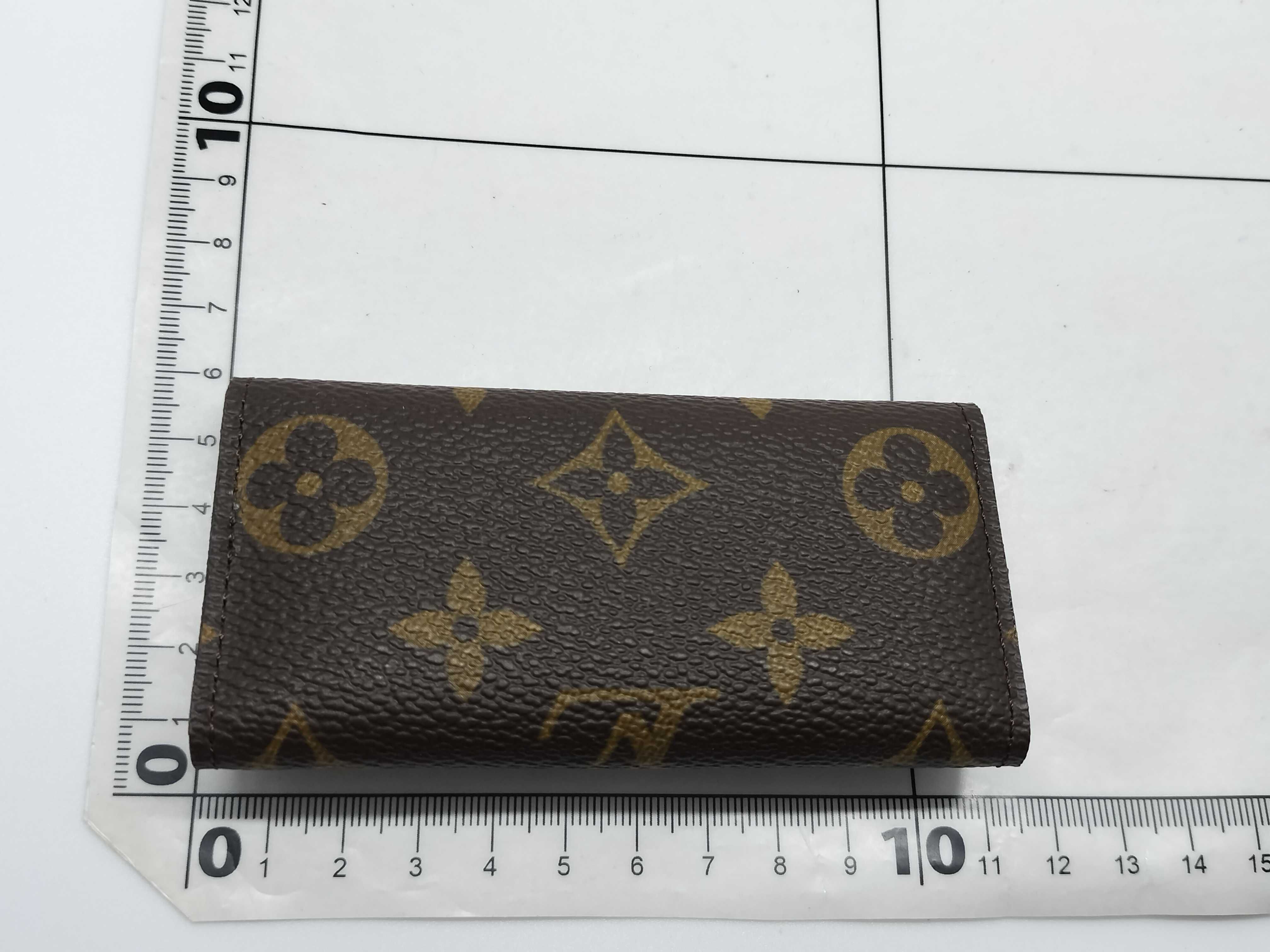 Monogram M62631 Multicle 4 Key Case/Keychain — view 2