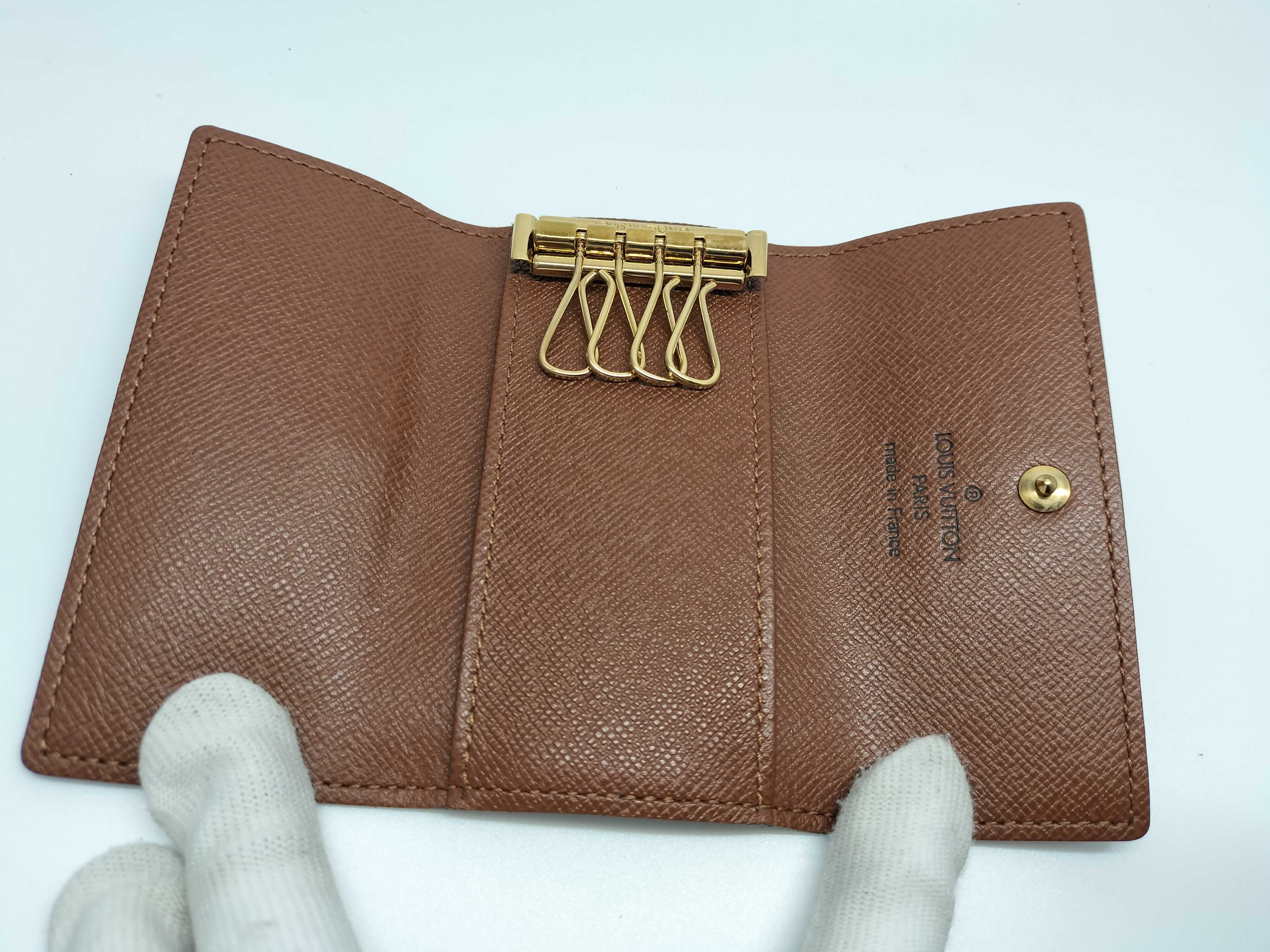 Monogram M62631 Multicle 4 Key Case/Keychain — view 6