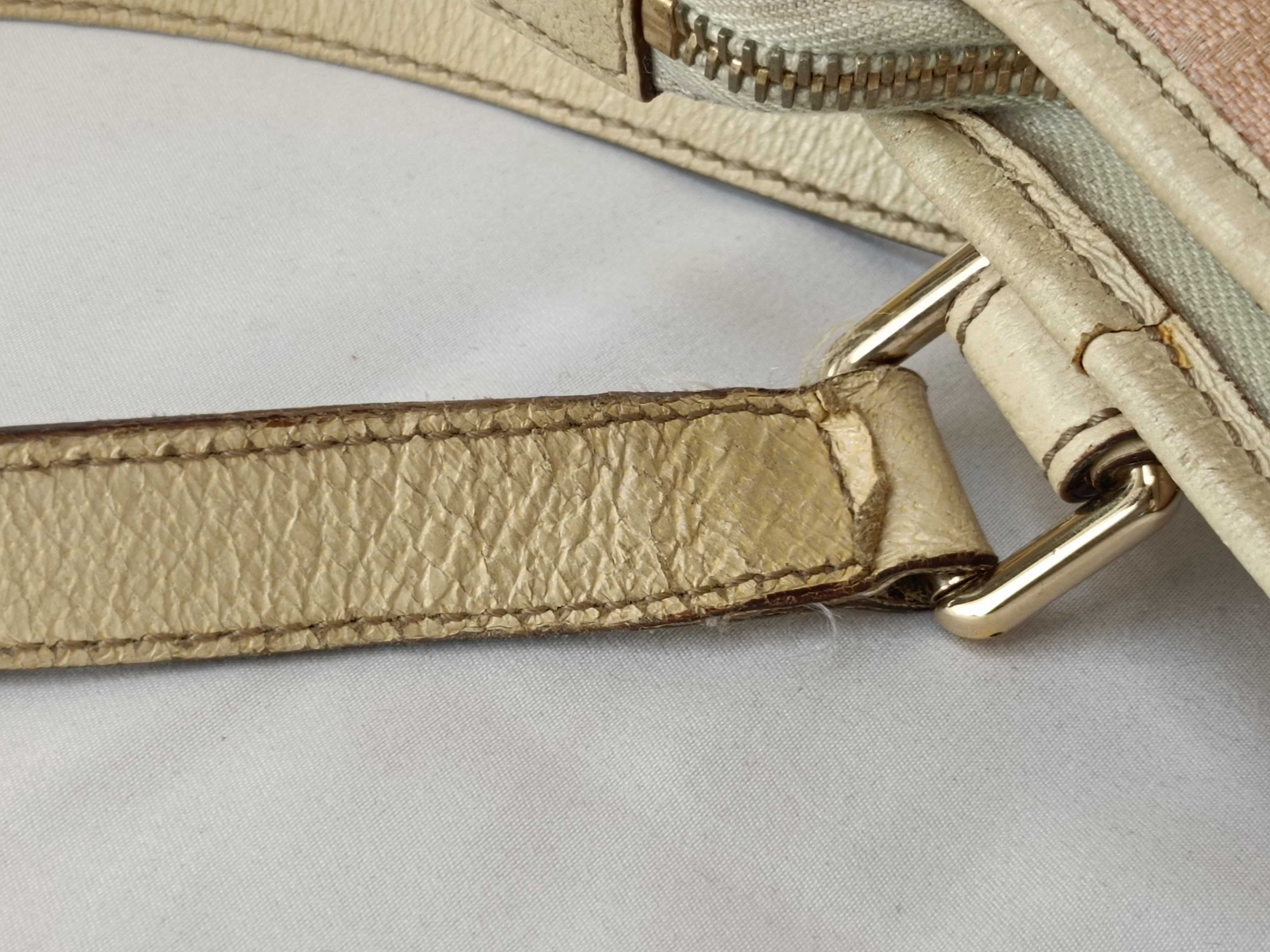 GG Canvas Shoulder Bag — view 13