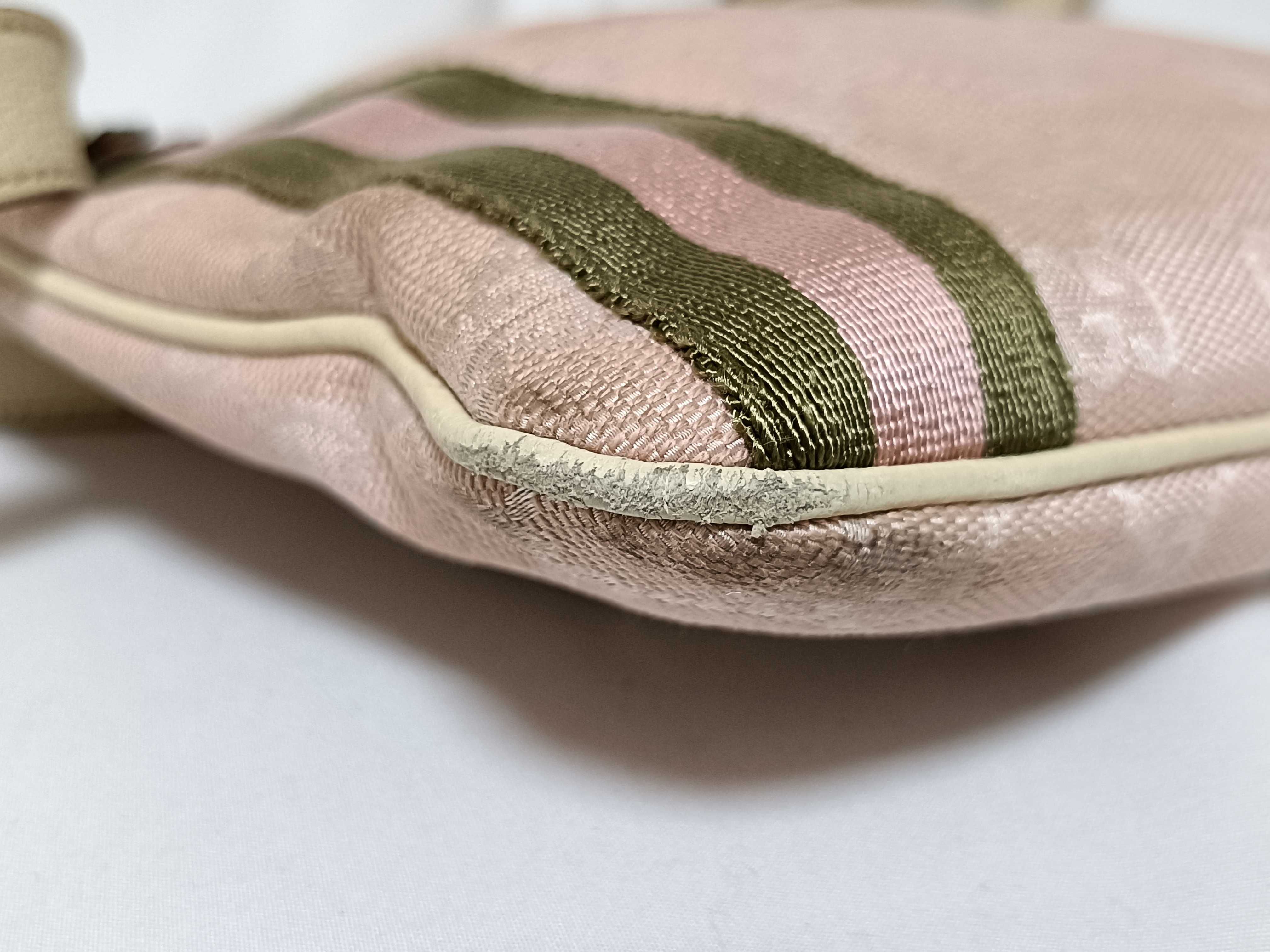 GG Canvas Shoulder Bag — view 7