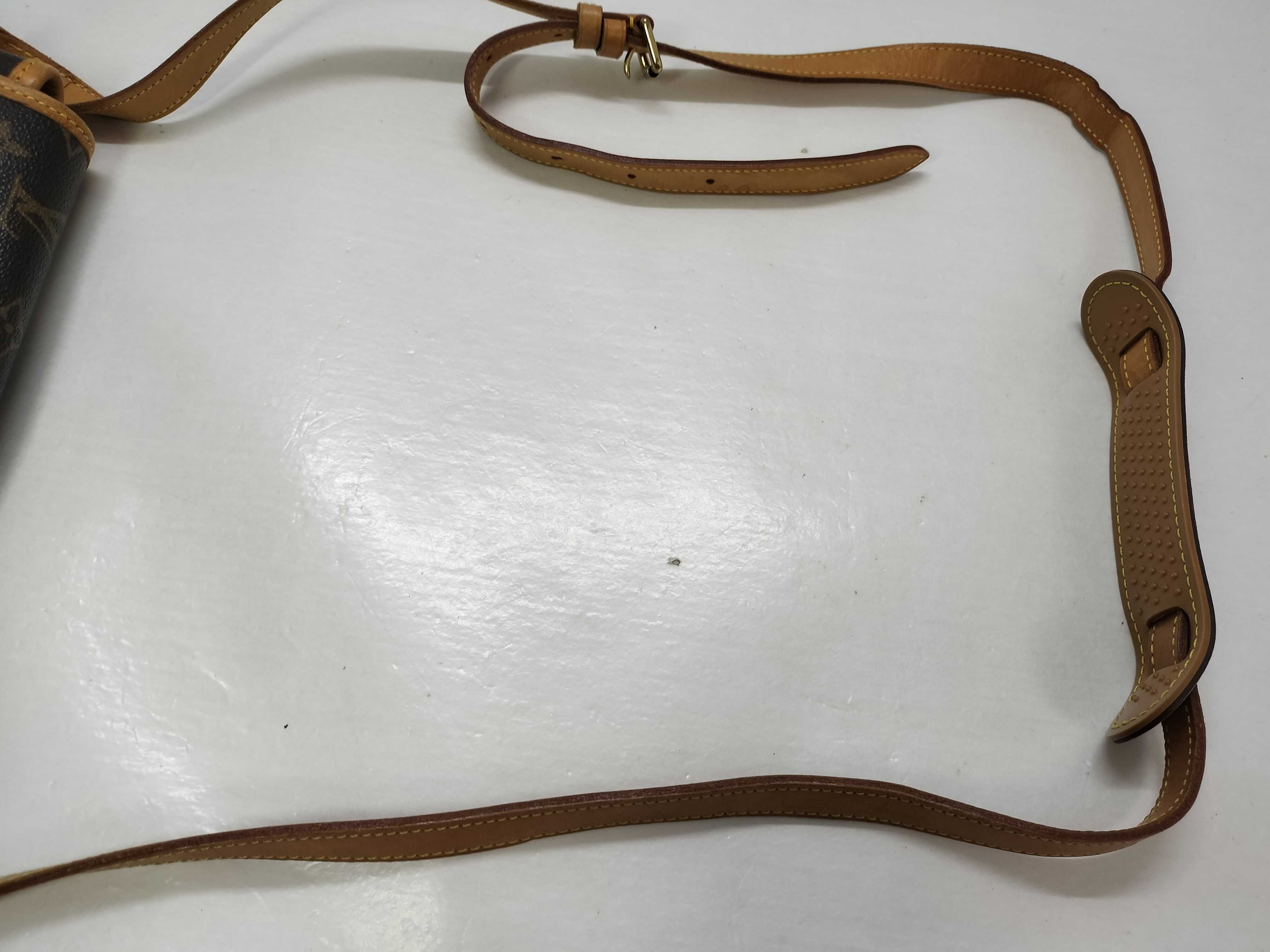 Monogram DU- Monogram Solonge M42250 Shoulder Bag — view 3