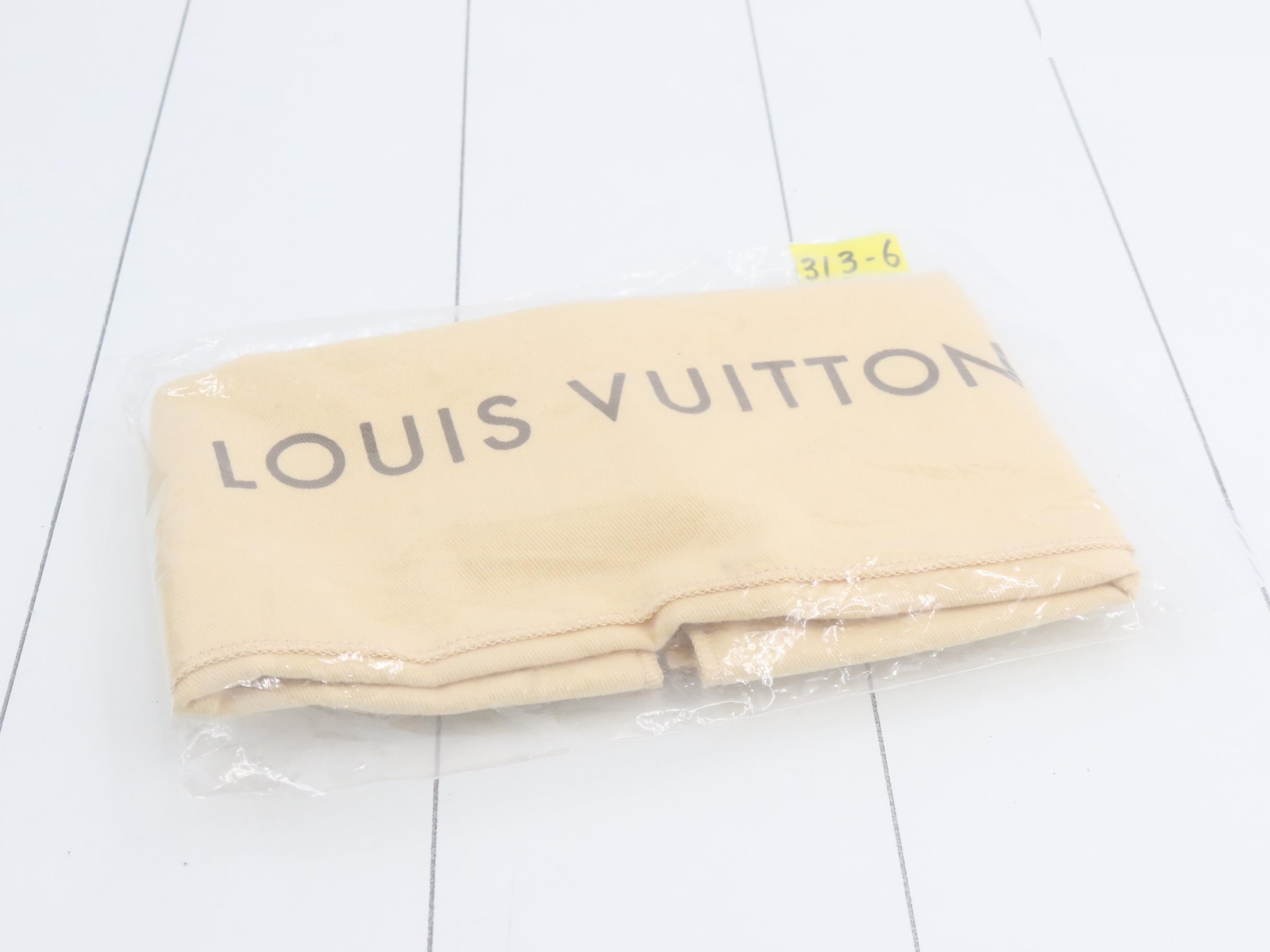Monogram Tivoli PM M40143 Handbag — view 7