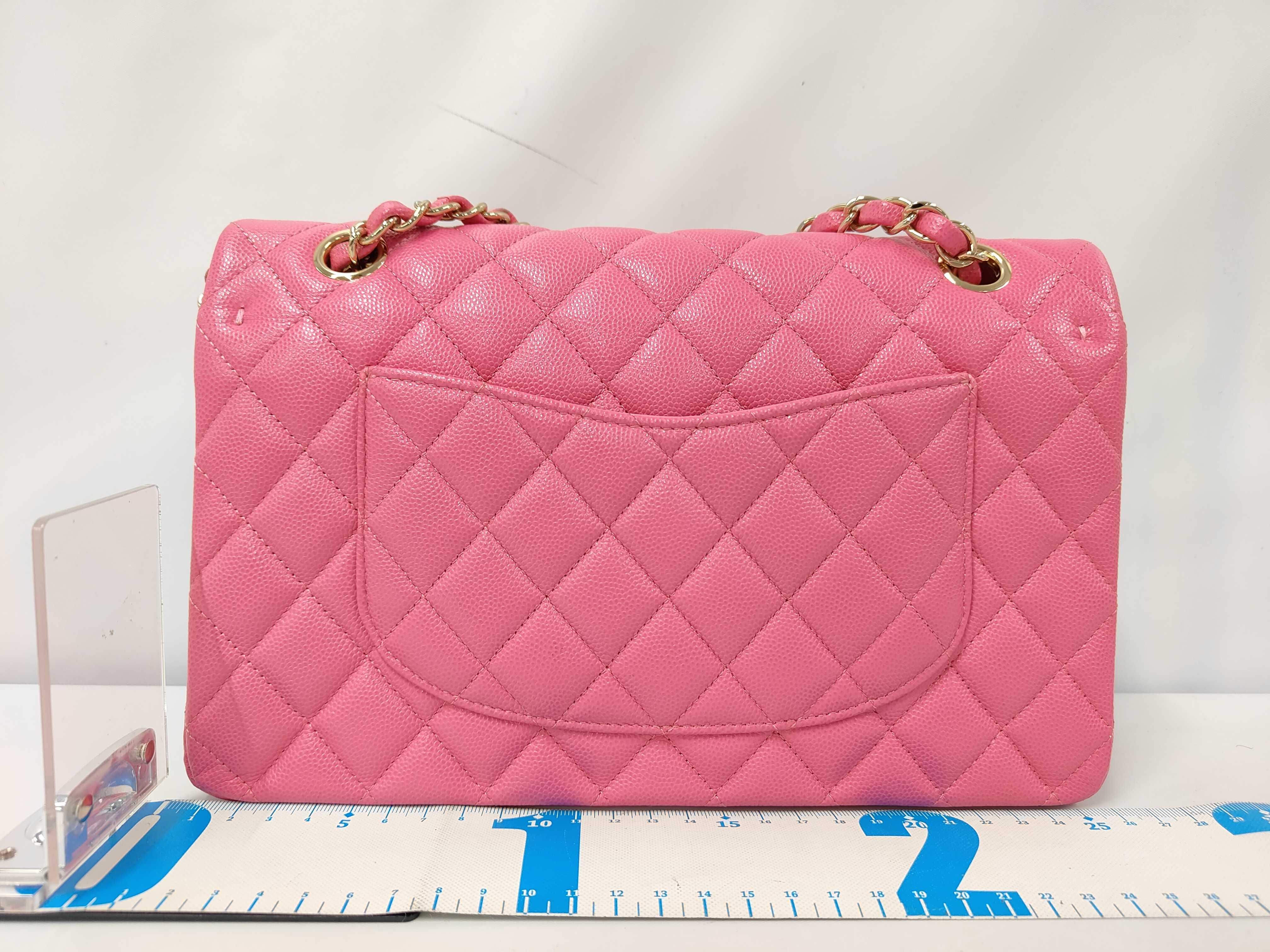 Double Flap 25 Chain Shoulder Bag, Matelassé Caviar Pink GP Shoulder Bag — view 2