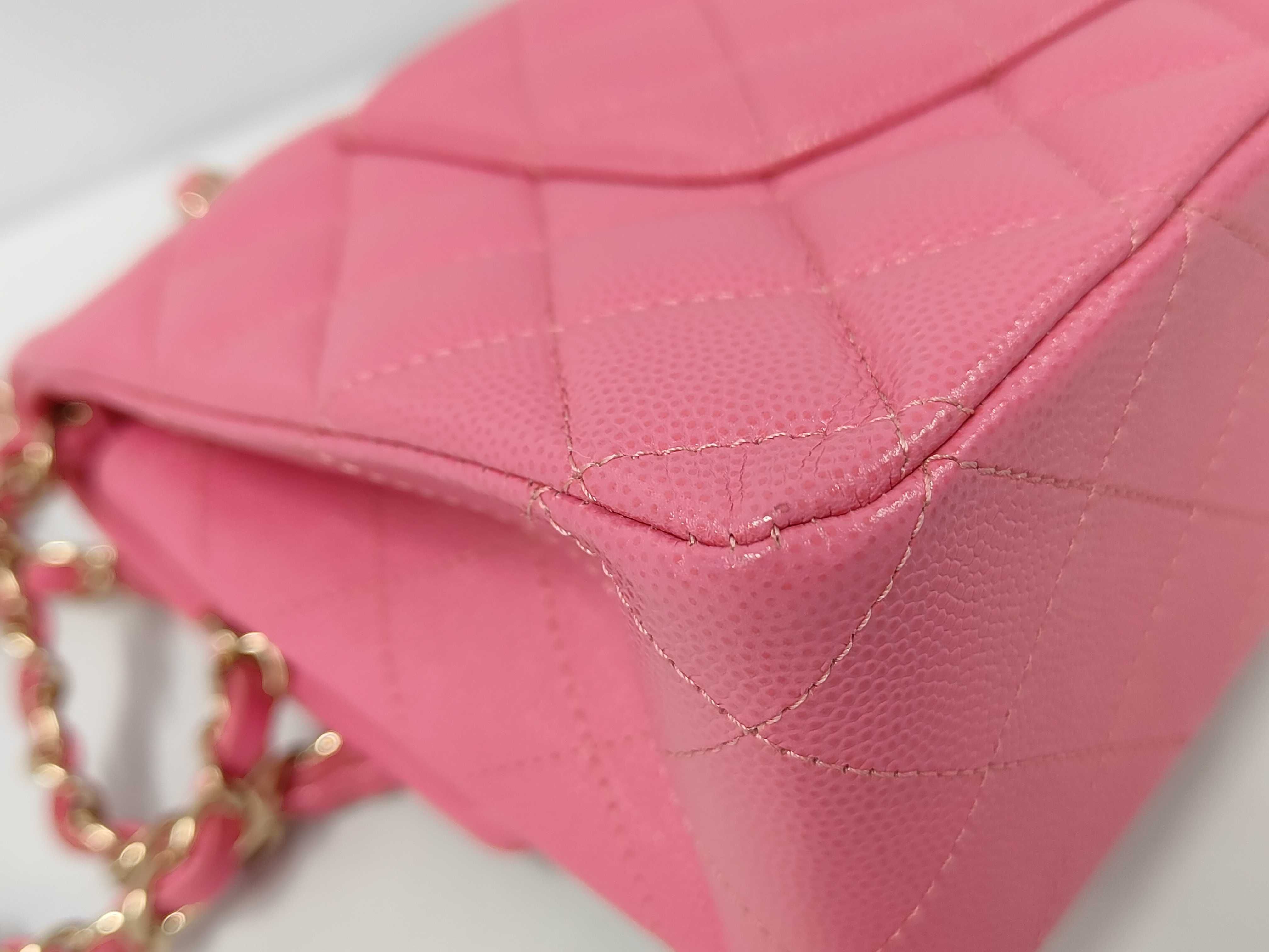 Double Flap 25 Chain Shoulder Bag, Matelassé Caviar Pink GP Shoulder Bag — view 4