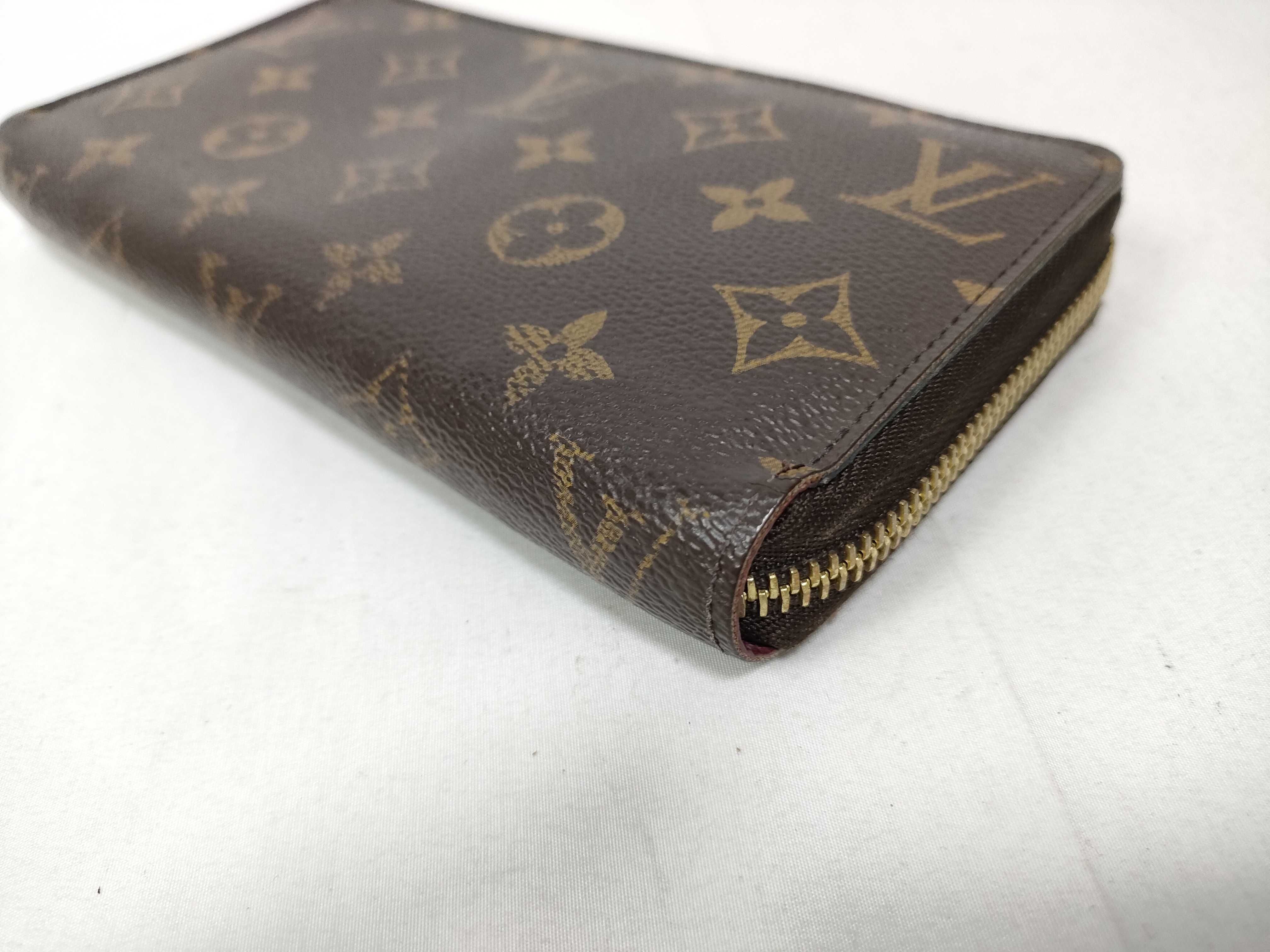 Monogram Zippy Wallet M41895 Louis Vuitton Wallet — view 3