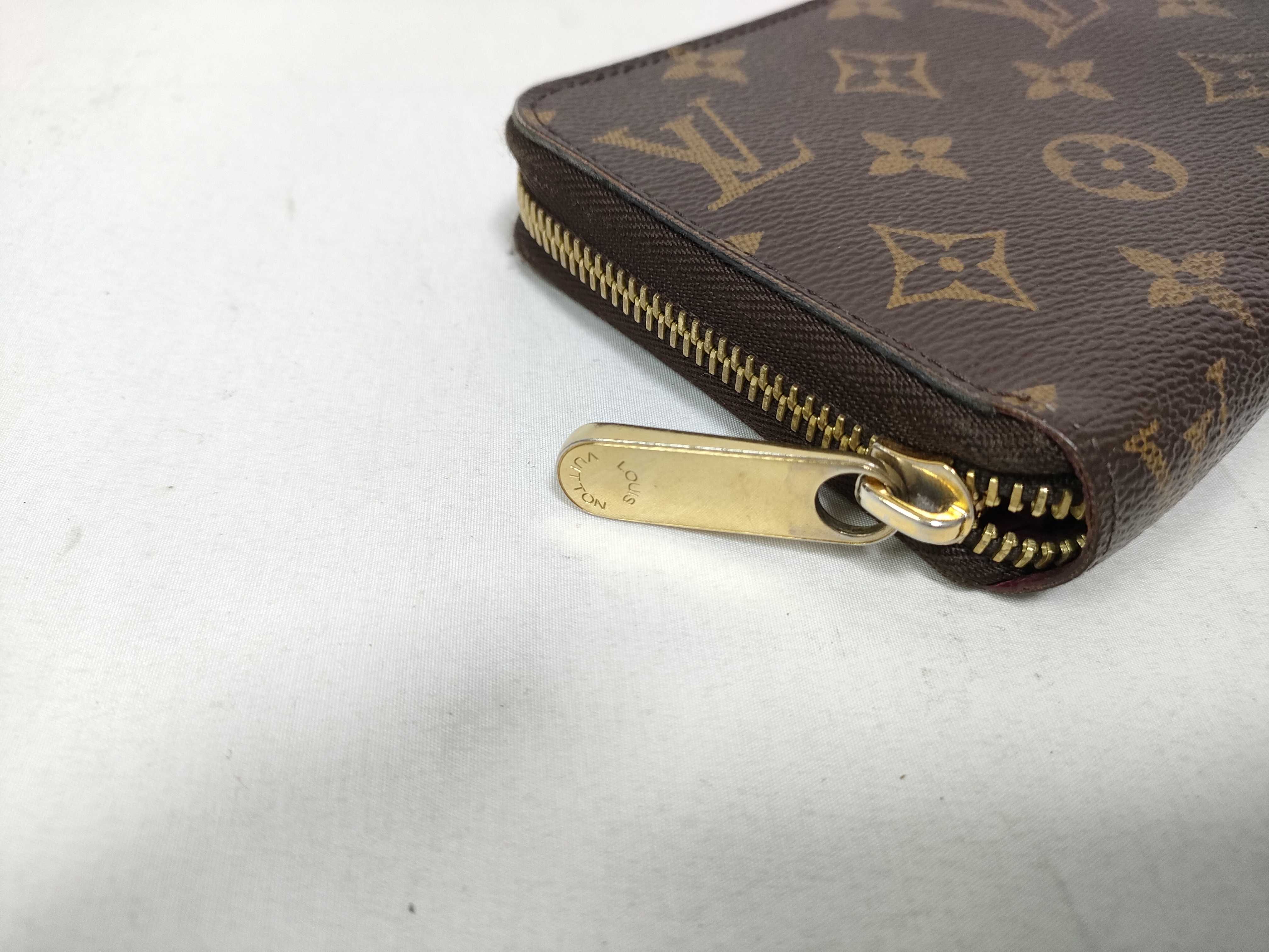 Monogram Zippy Wallet M41895 Louis Vuitton Wallet — view 6