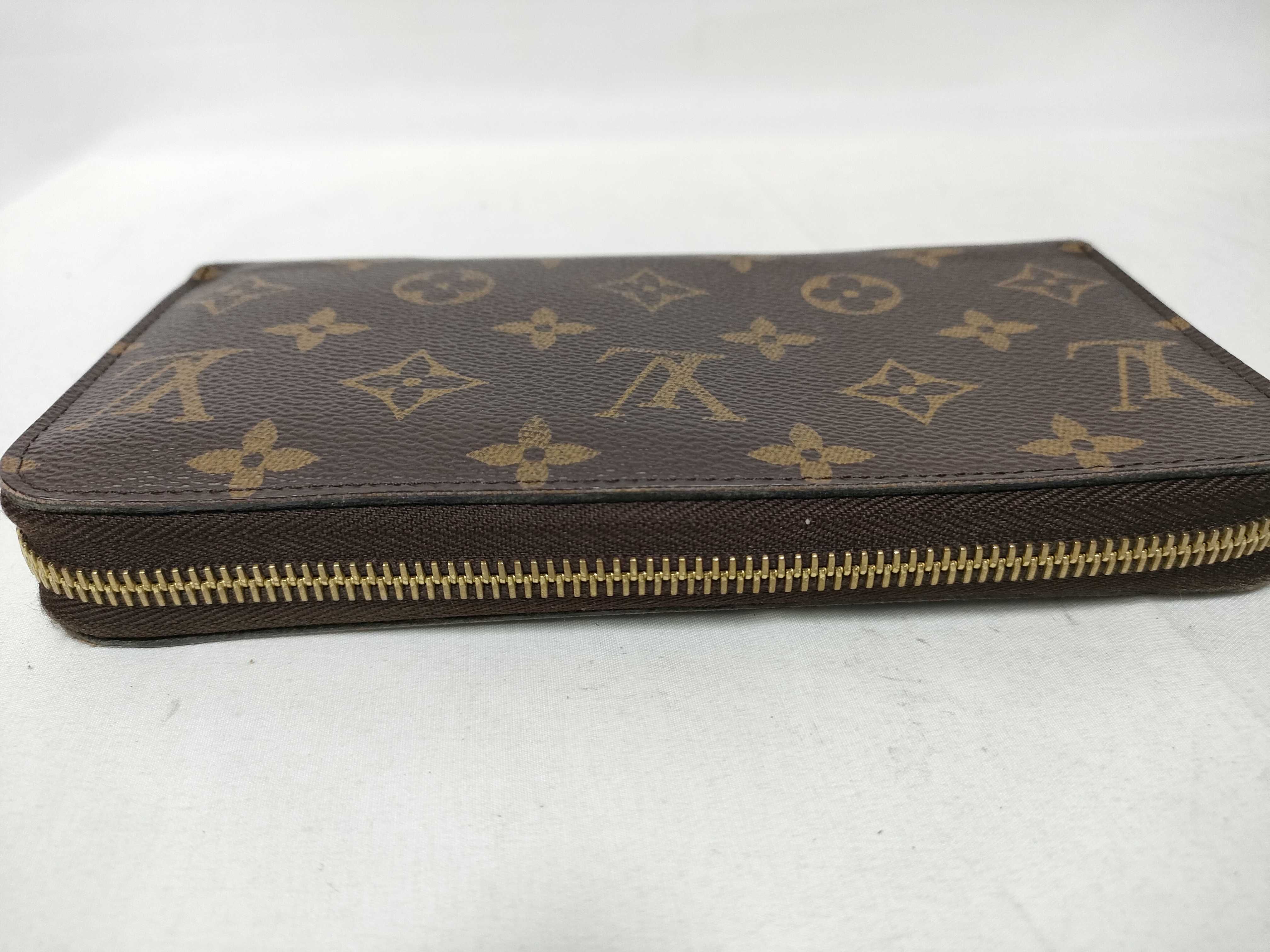 Monogram Zippy Wallet M41895 Louis Vuitton Wallet — view 7
