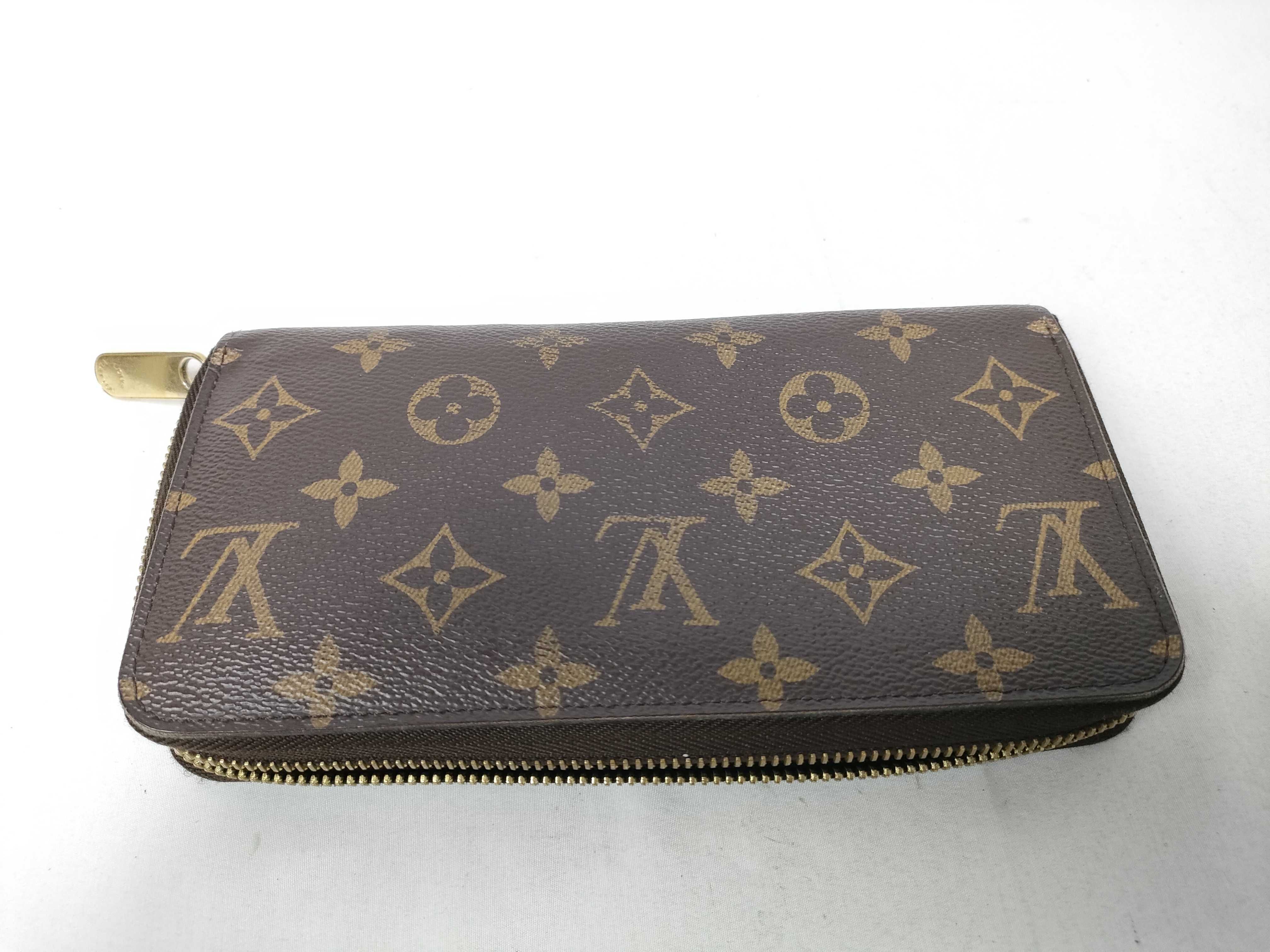 Monogram Zippy Wallet M41895 Louis Vuitton Wallet — view 9