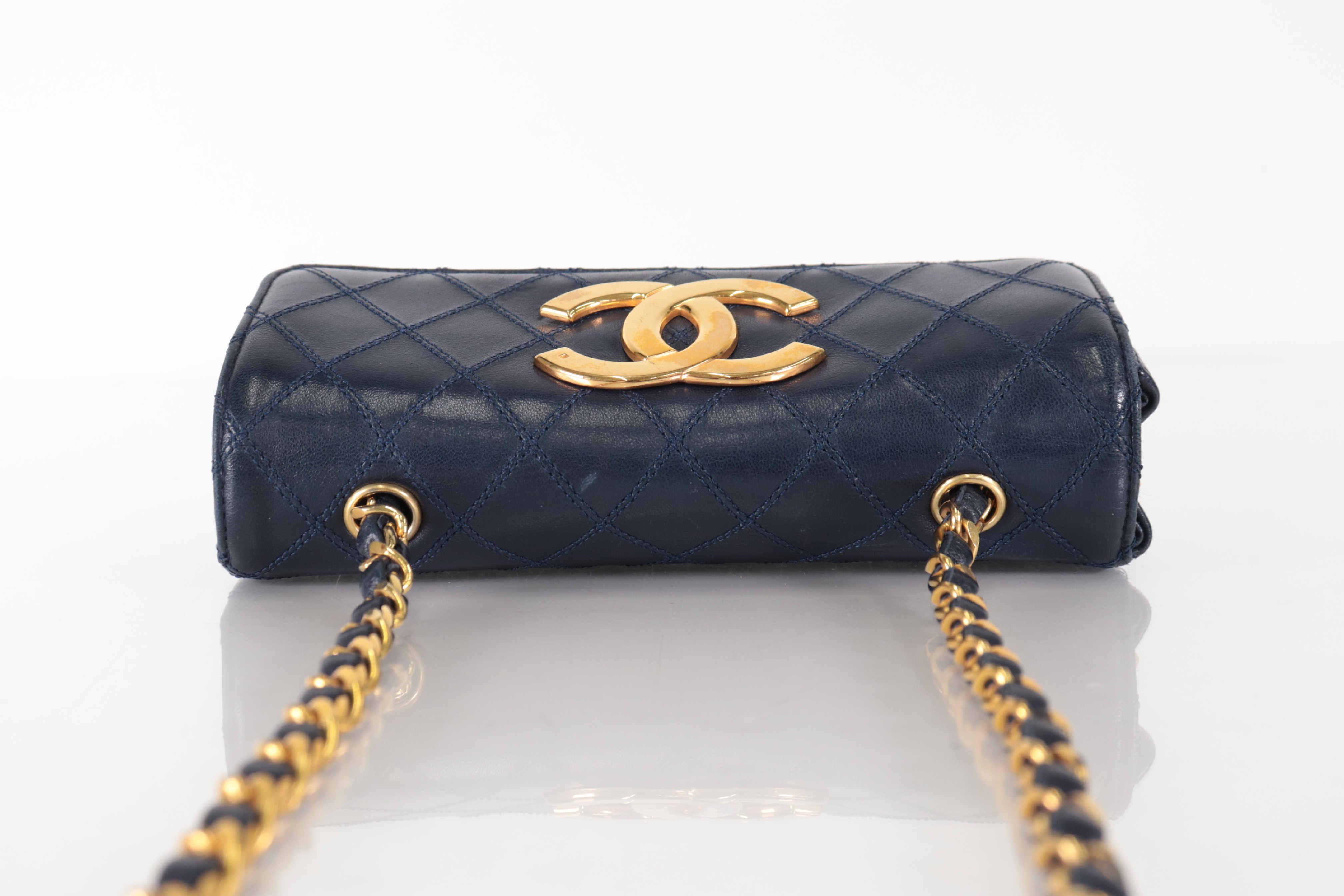 Bicolore Lamb Push Mini Chain Shoulder Bag, Navy — view 5