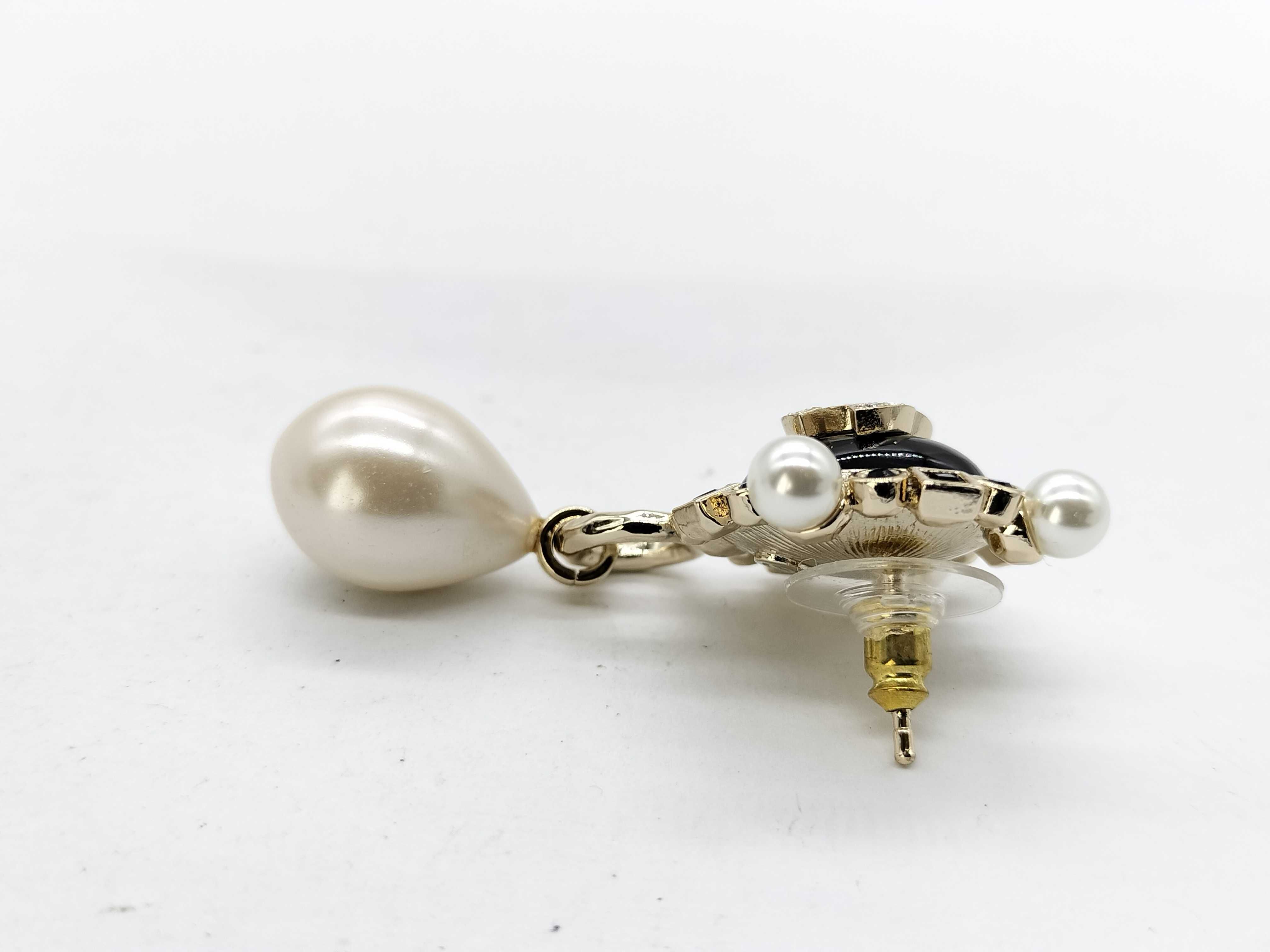 Coco Mark B22 P Faux Pearl Coco Mark Earrings — view 2