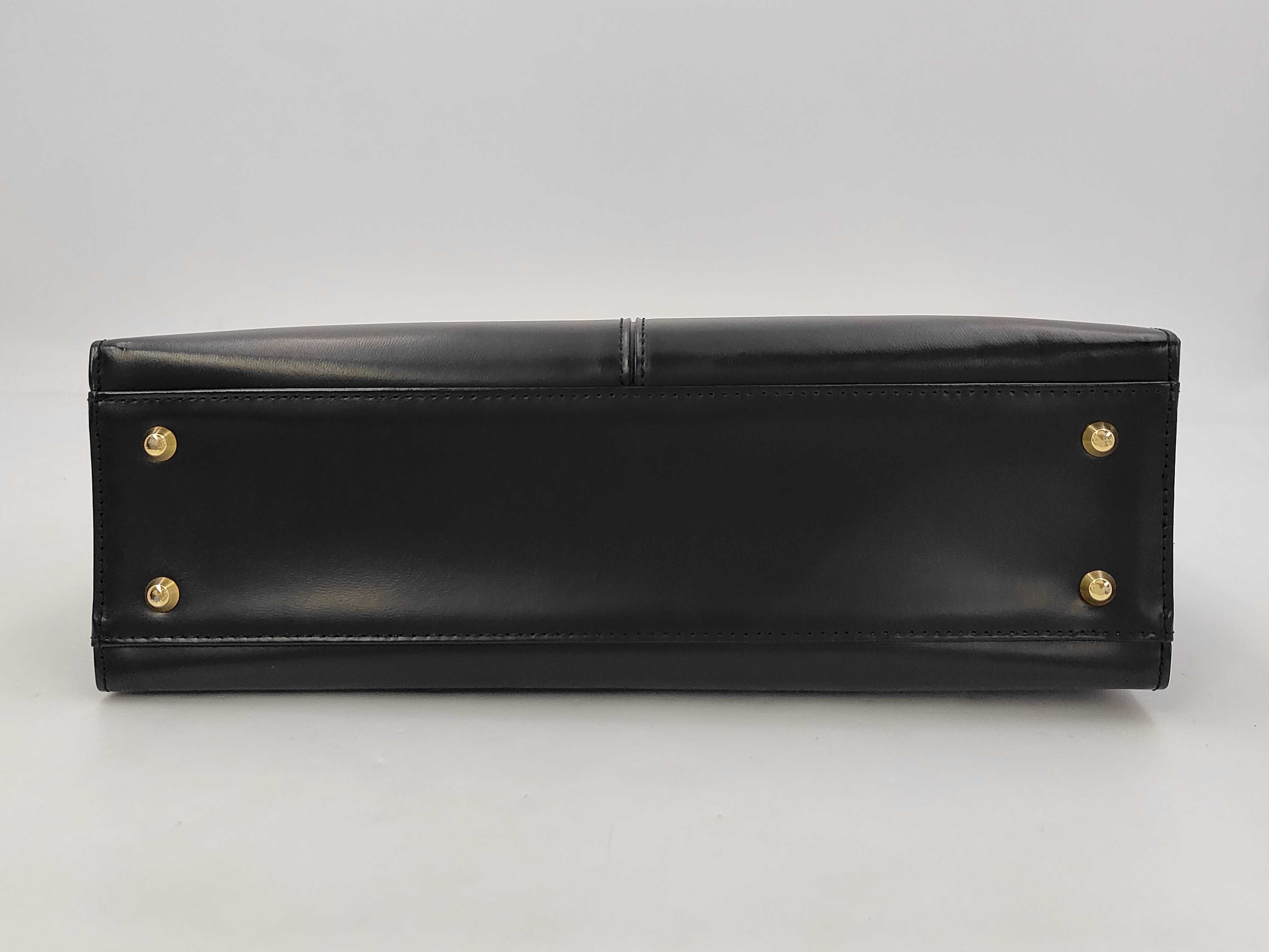 Leather Vintage One-Shoulder Square Logo Shoulder Bag — view 3