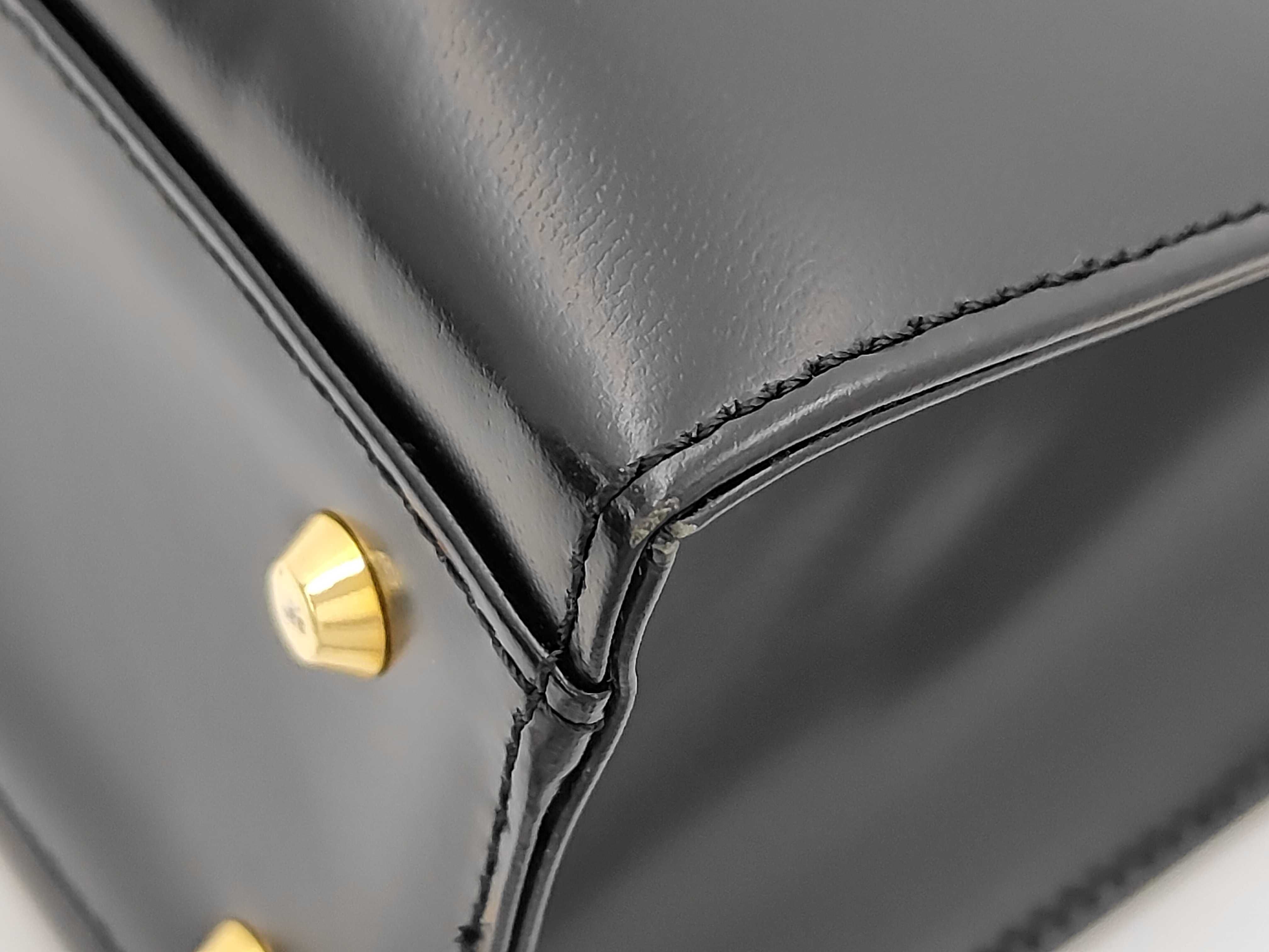 Leather Vintage One-Shoulder Square Logo Shoulder Bag — view 4
