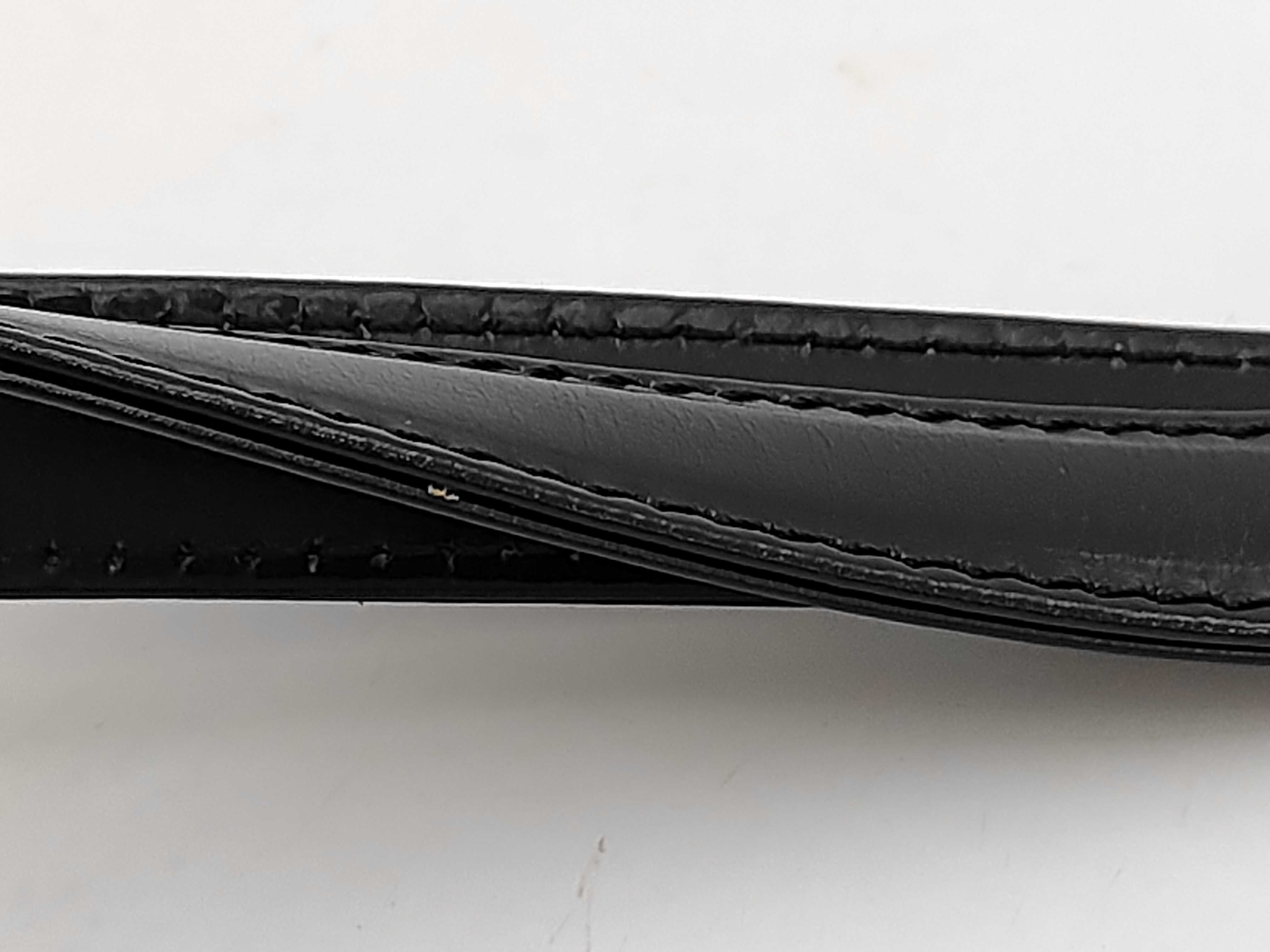 Leather Vintage One-Shoulder Square Logo Shoulder Bag — view 7