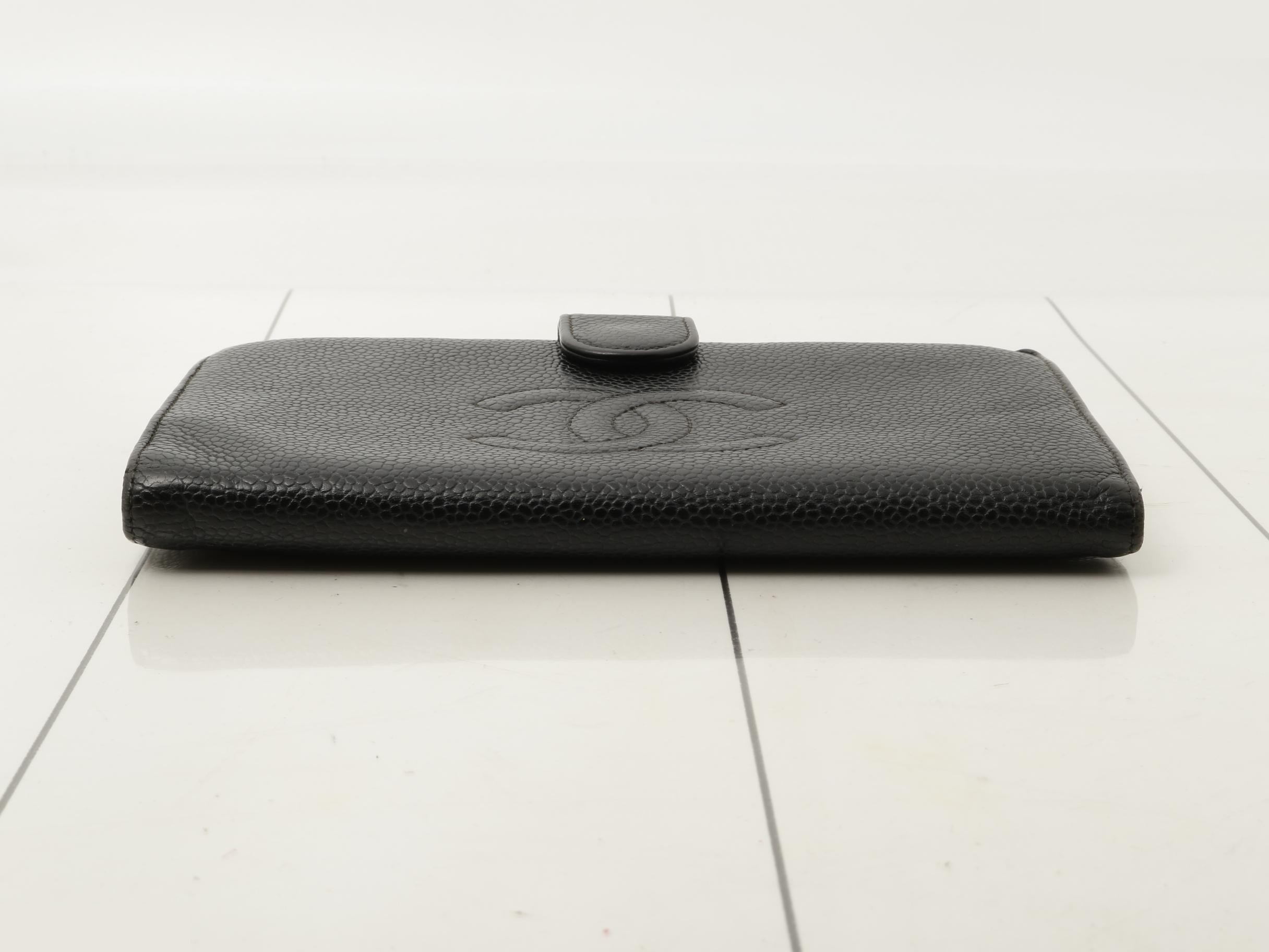 wallet — view 3