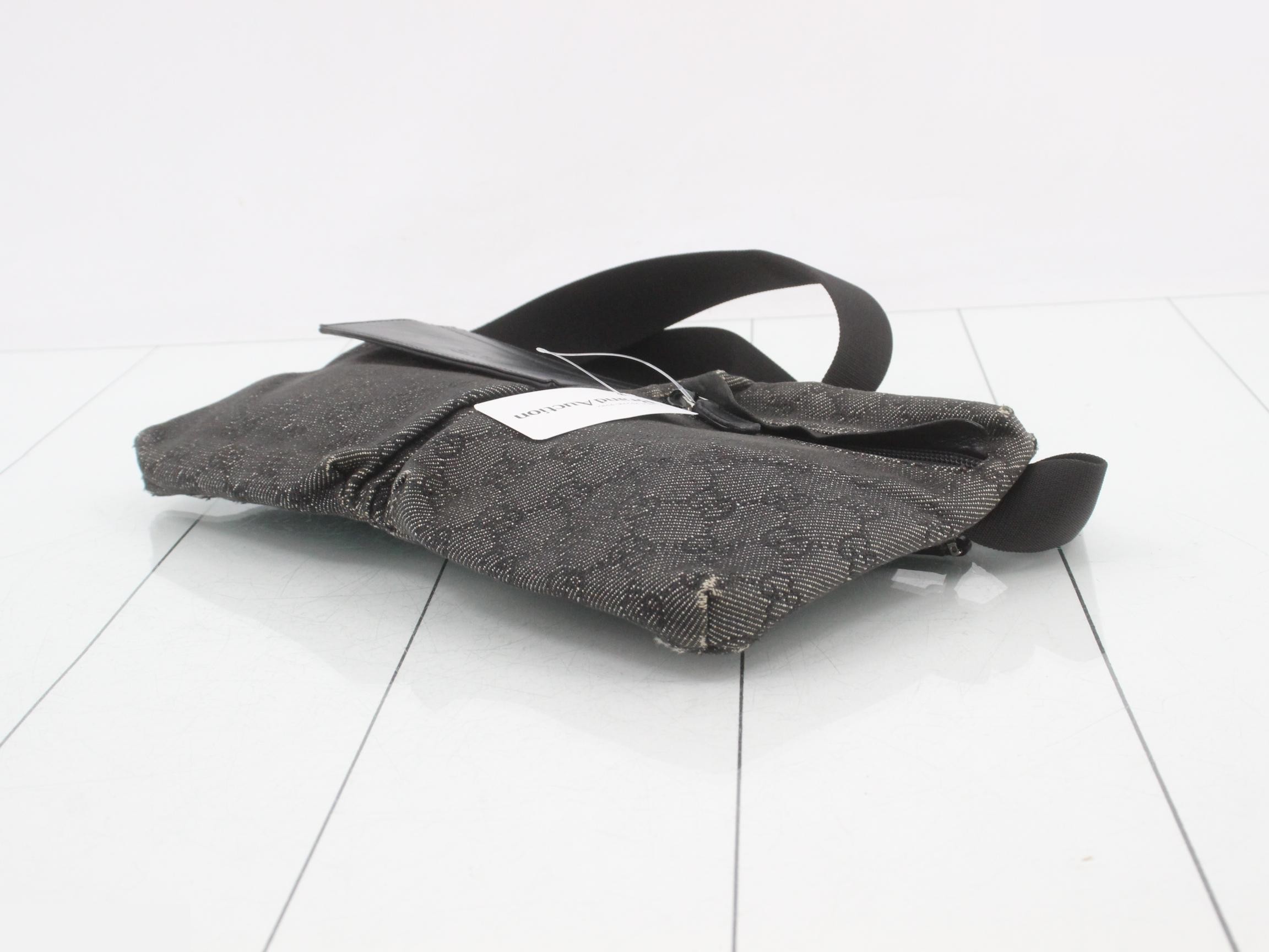GG Canvas Waist Bag — view 6