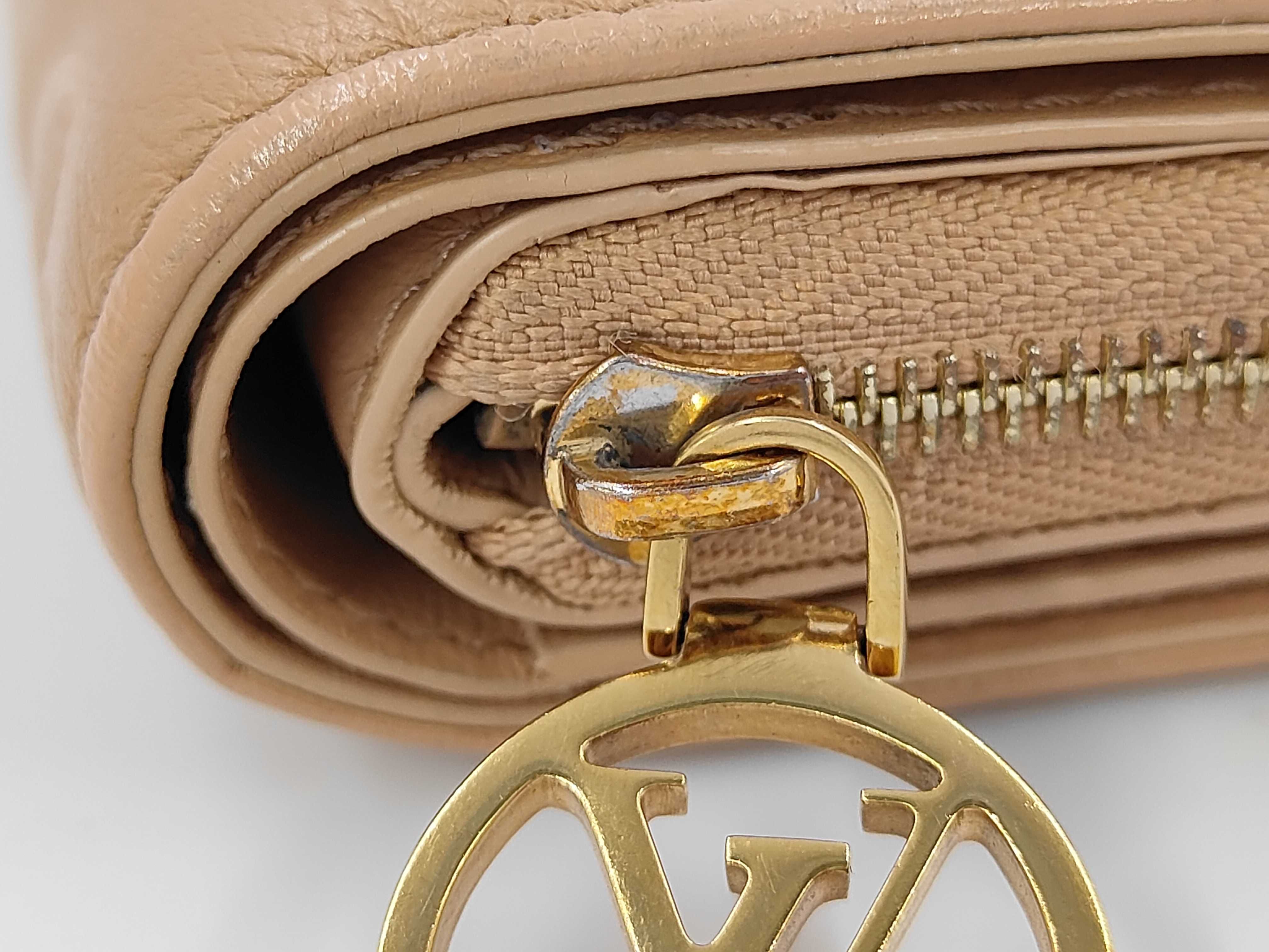 Vernis Louis Vuitton Portefeuille Luke Coussin Box Wallet — view 5