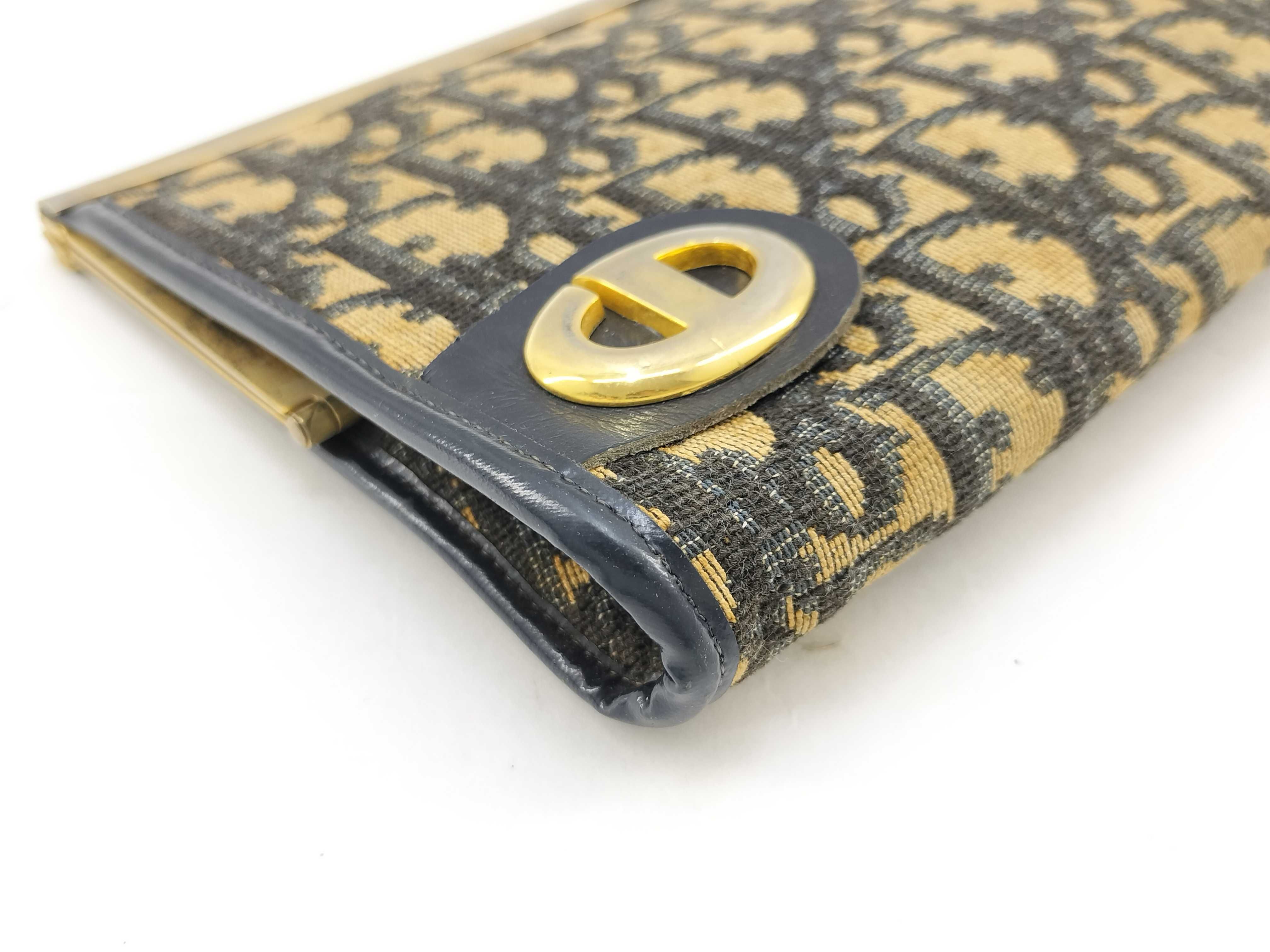 Trotter Brown Clasp Clutch Bag — view 4