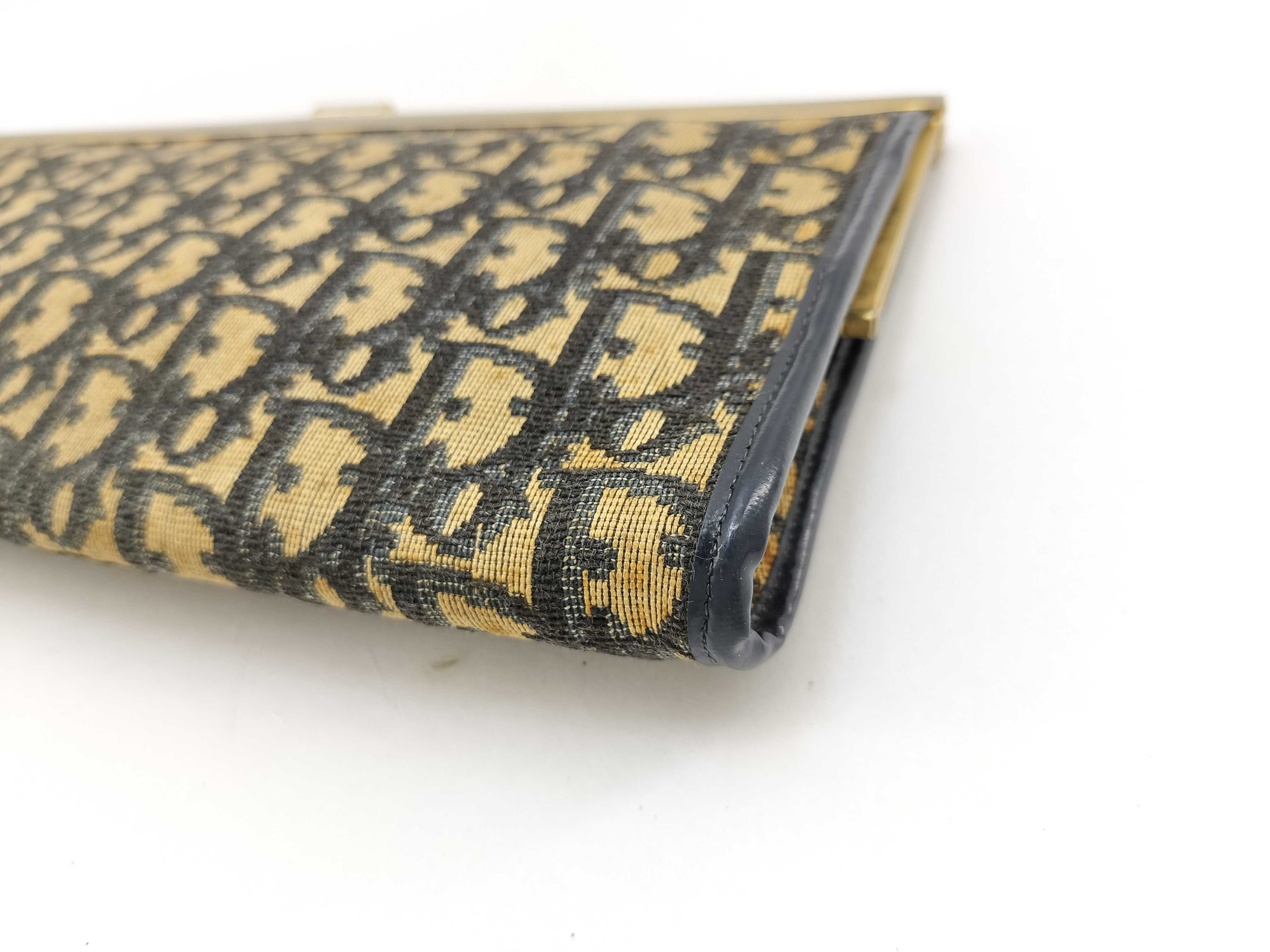Trotter Brown Clasp Clutch Bag — view 6