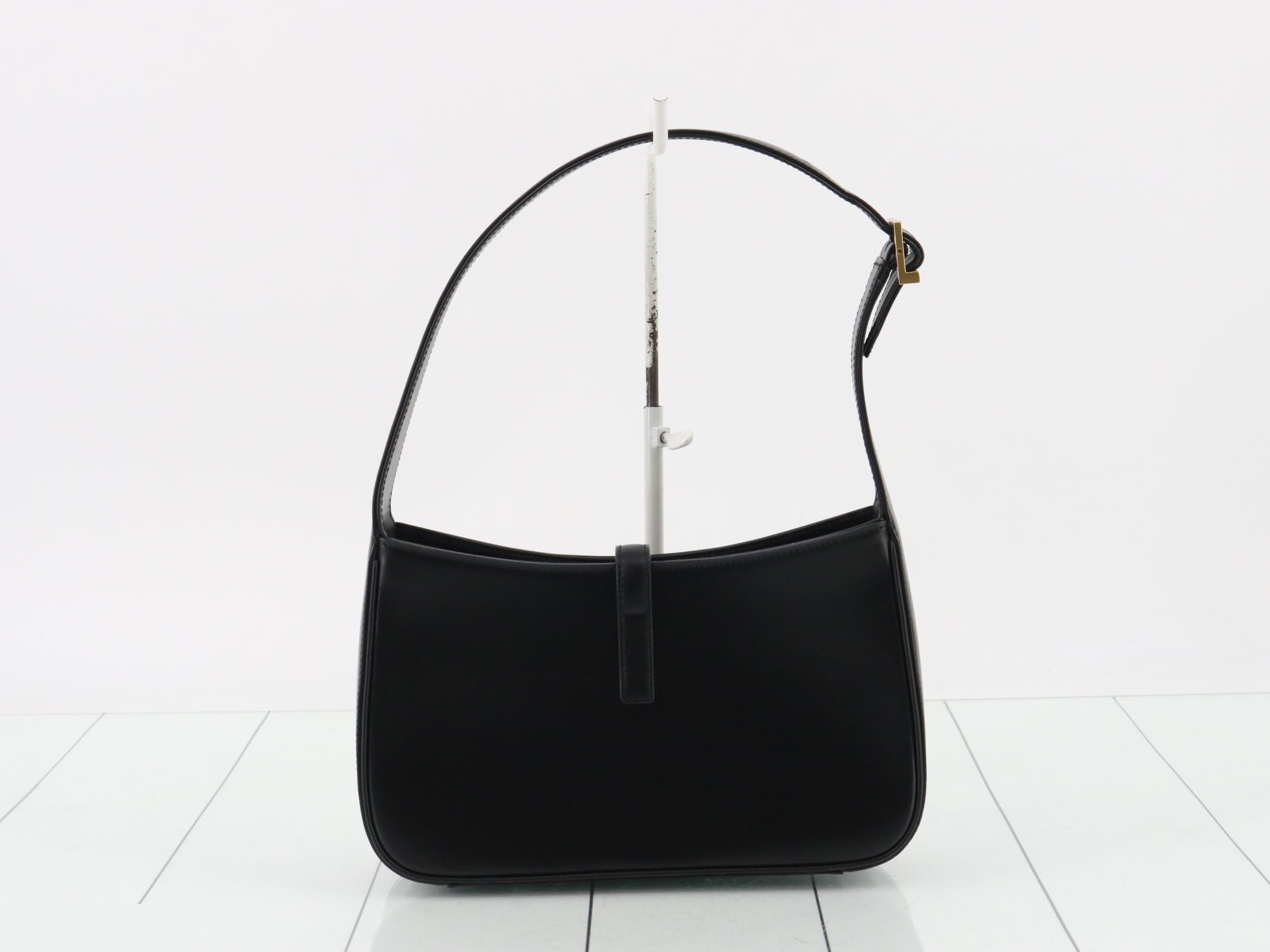 Le Cincassette Leather One-Shoulder Bag, Black — view 2