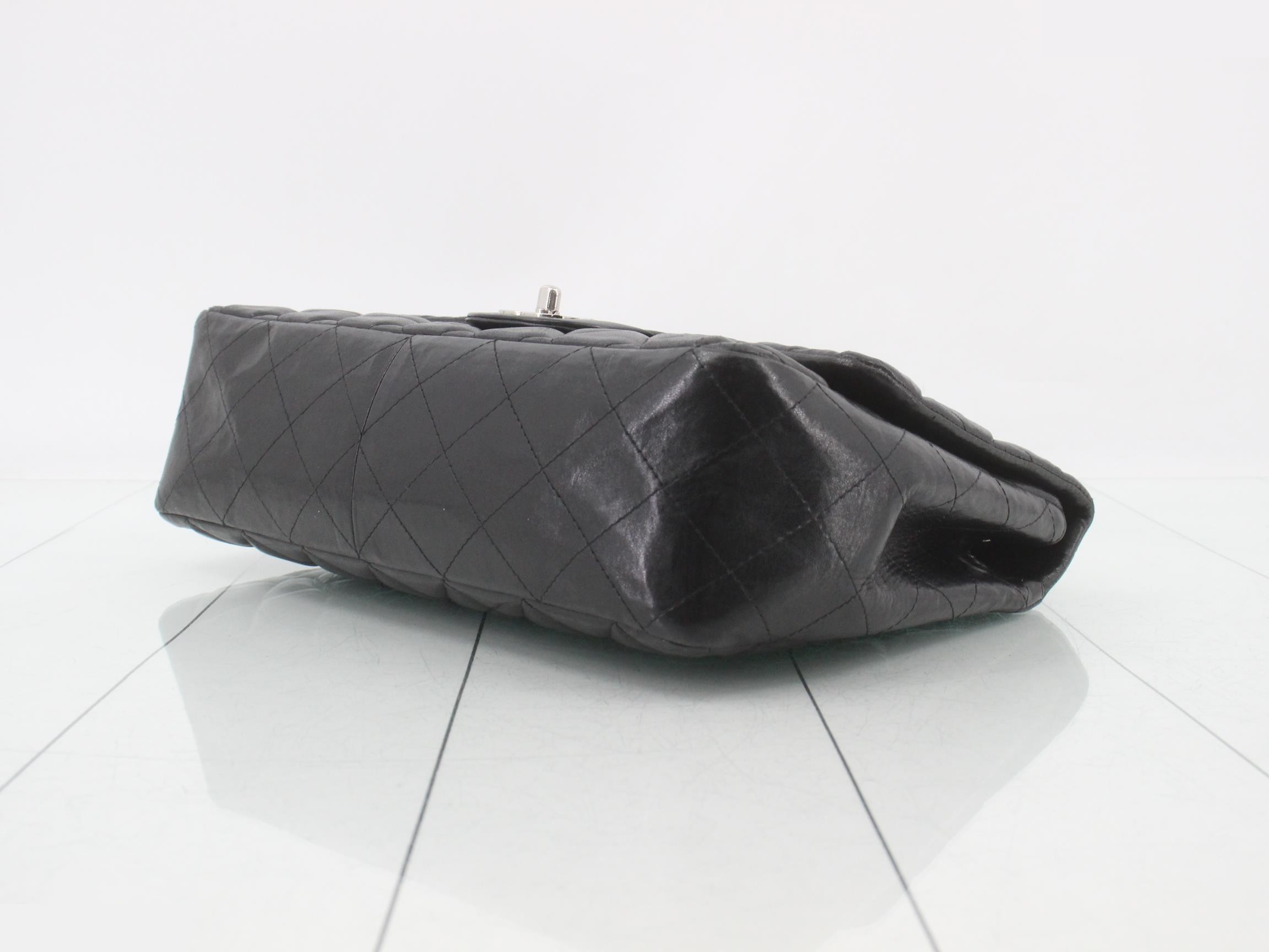 Matelassé Chain Shoulder Bag — view 6