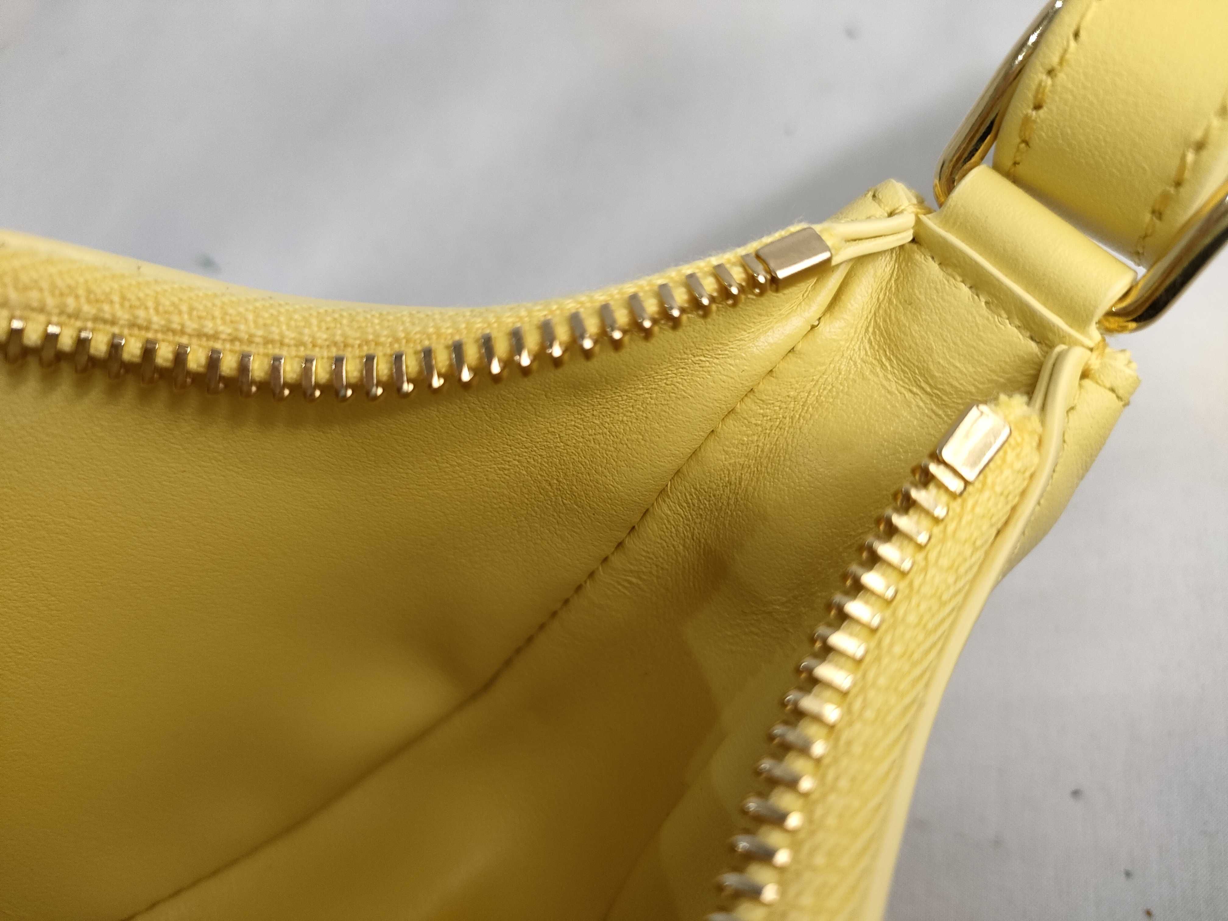 shoulder bag — view 9