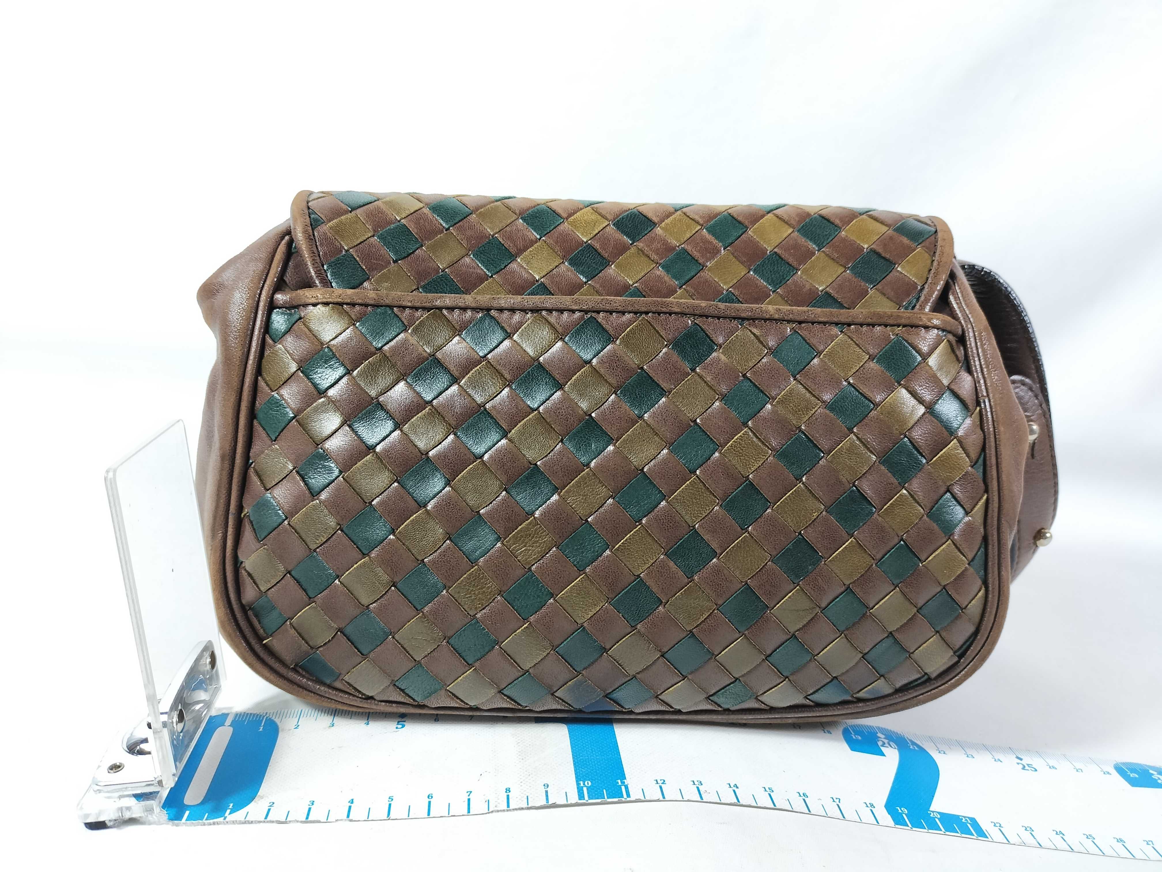 One-Shoulder Bag Leather Intrecciato Shoulder Bag — view 2