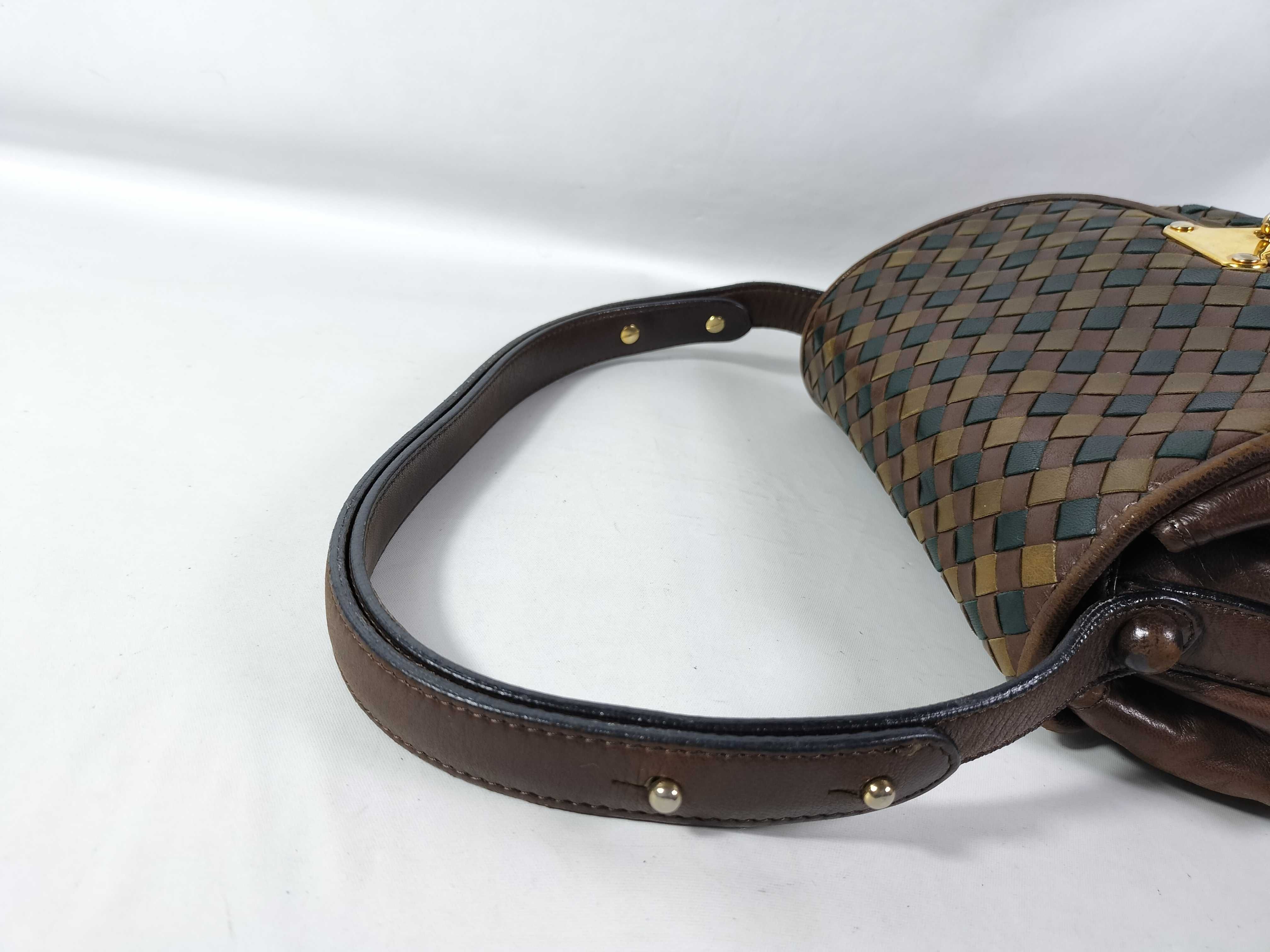 One-Shoulder Bag Leather Intrecciato Shoulder Bag — view 3