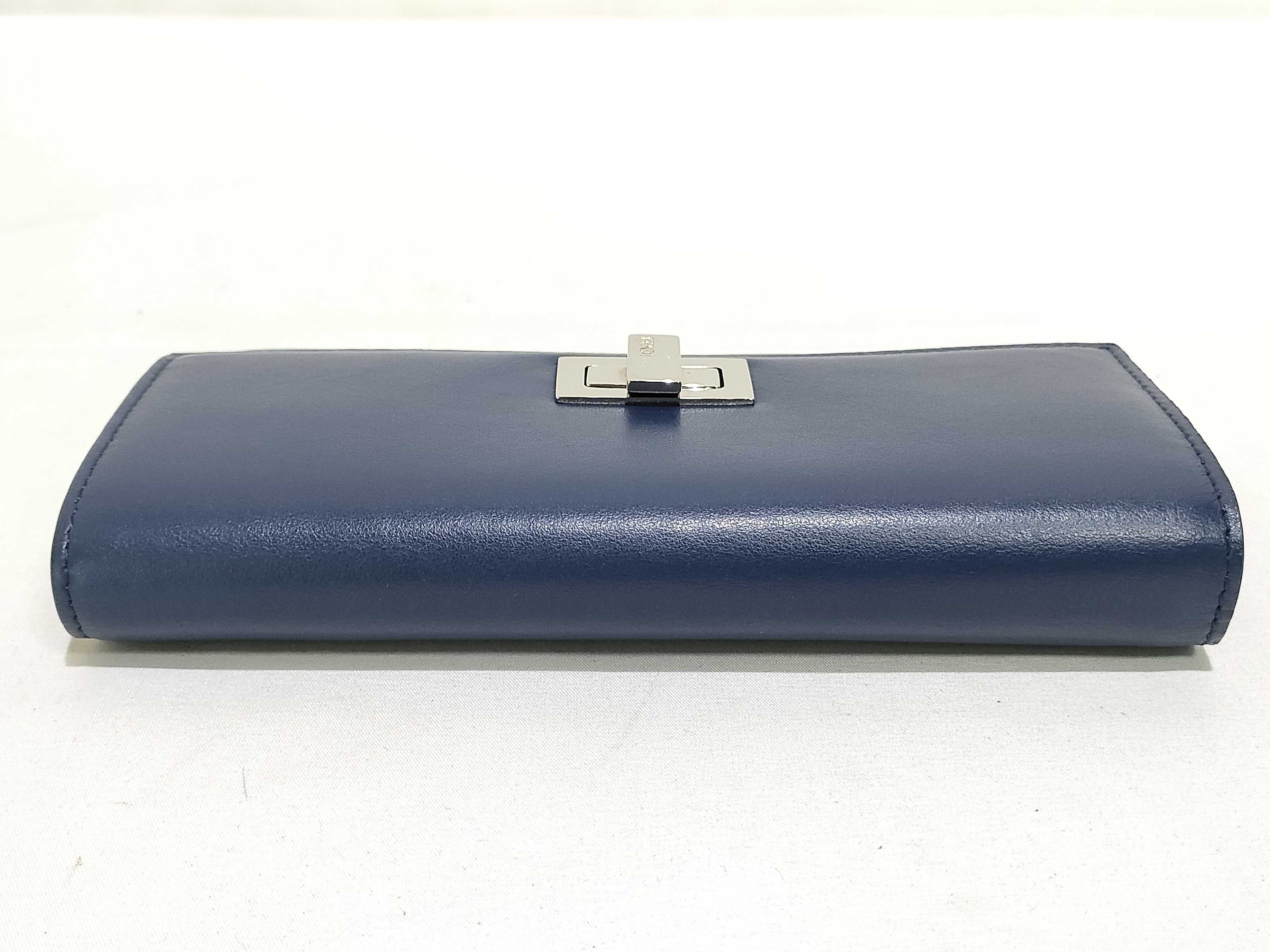 Peekaboo Long Wallet 8M0377 — view 6