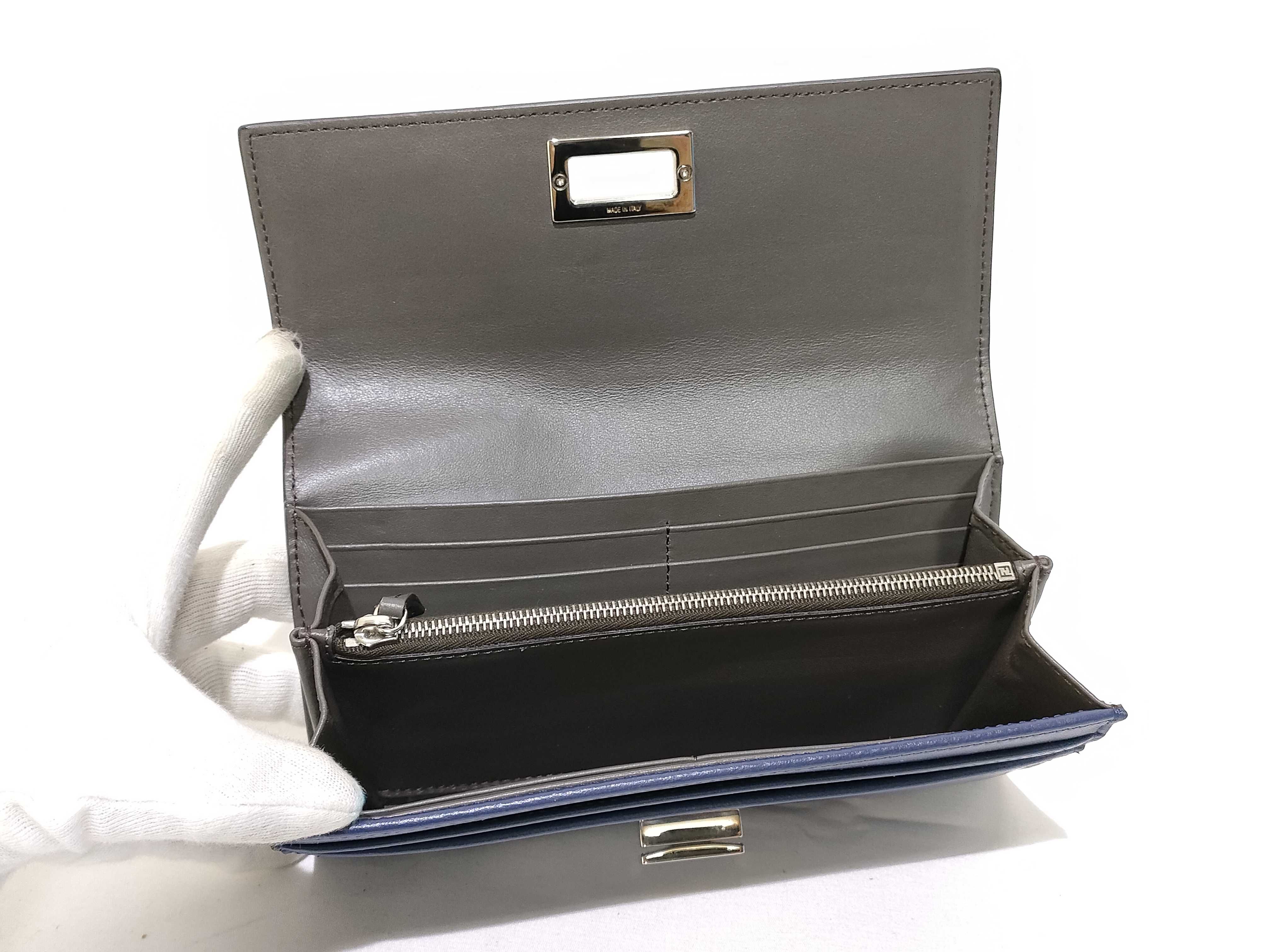 Peekaboo Long Wallet 8M0377 — view 9