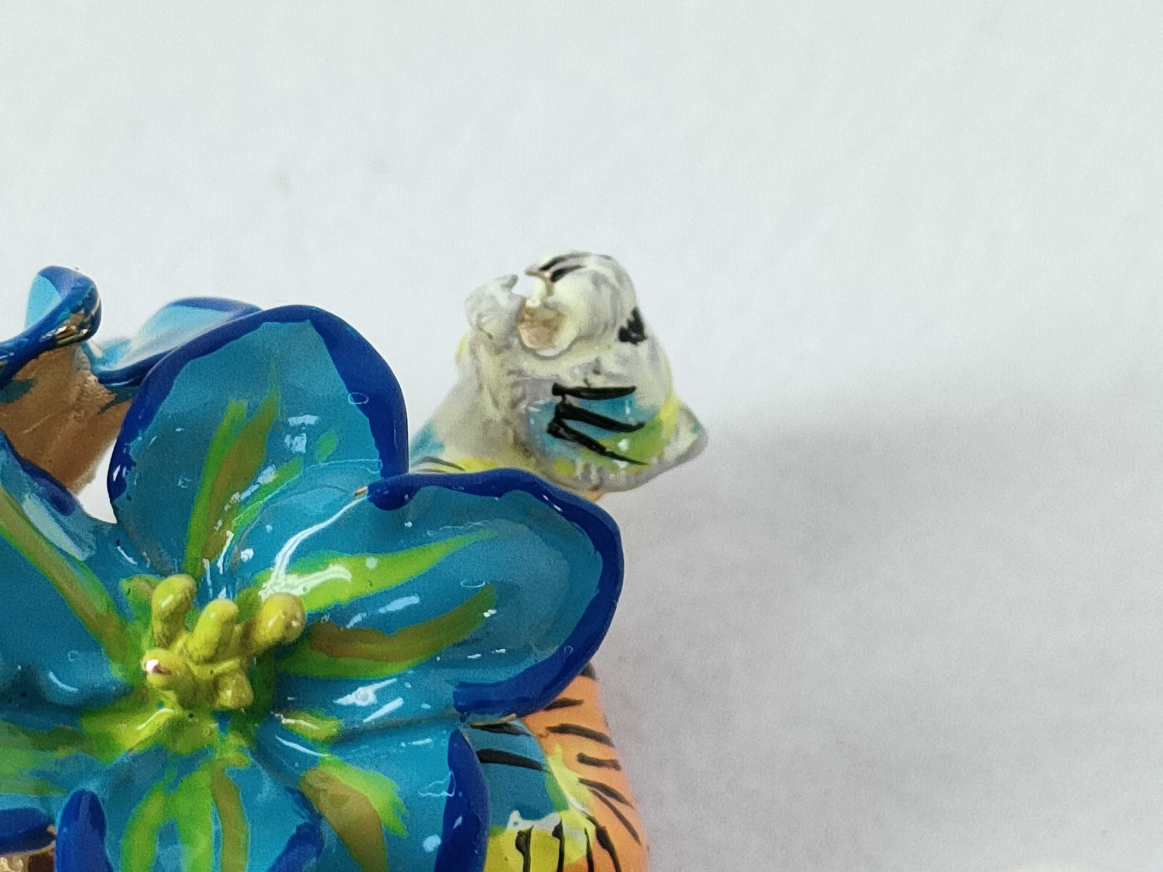 Toile de Jouy Voyage Tiger Flower Long Necklace — view 9