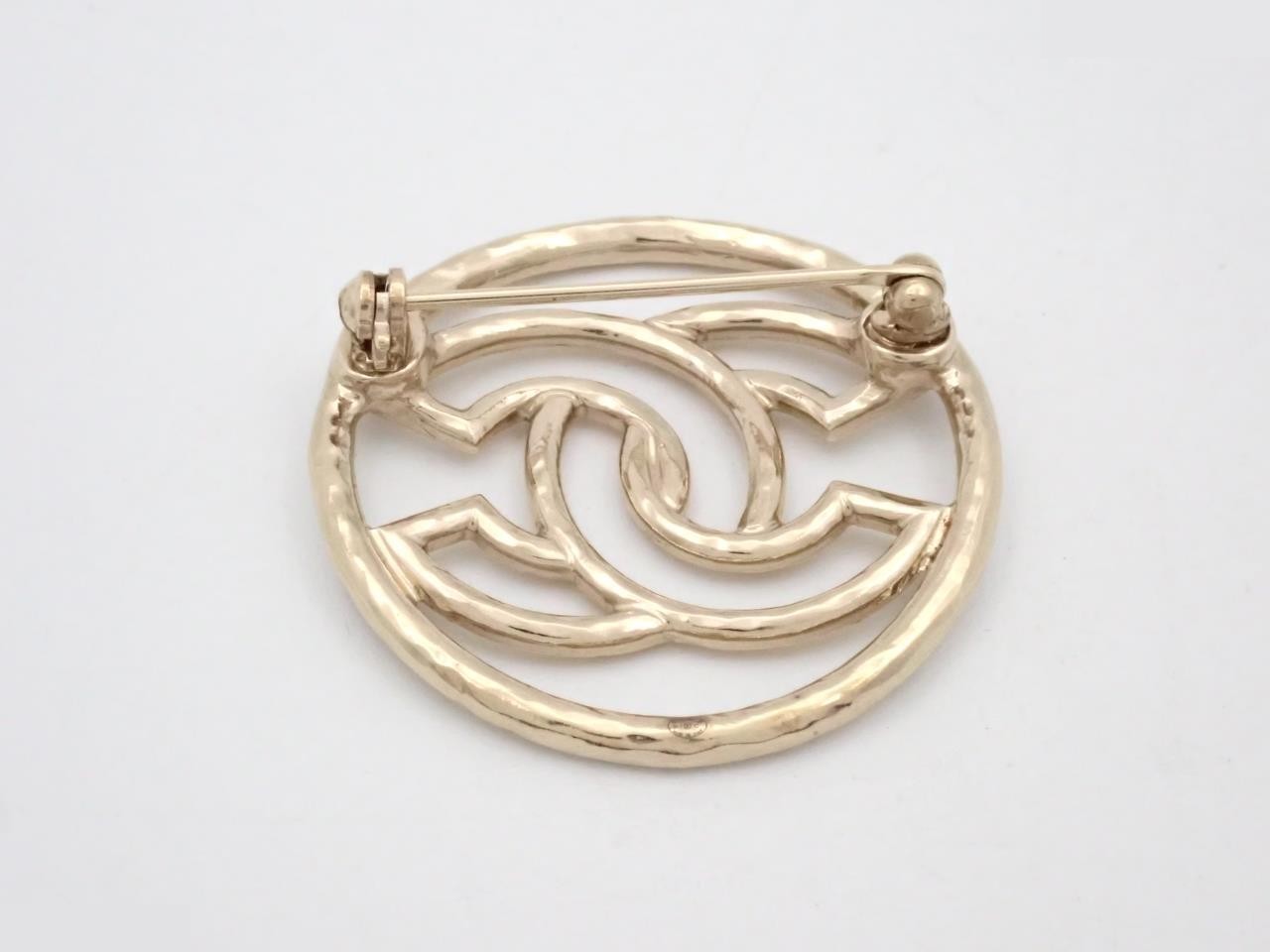 Cocomark Circle Brooch B17C — view 2