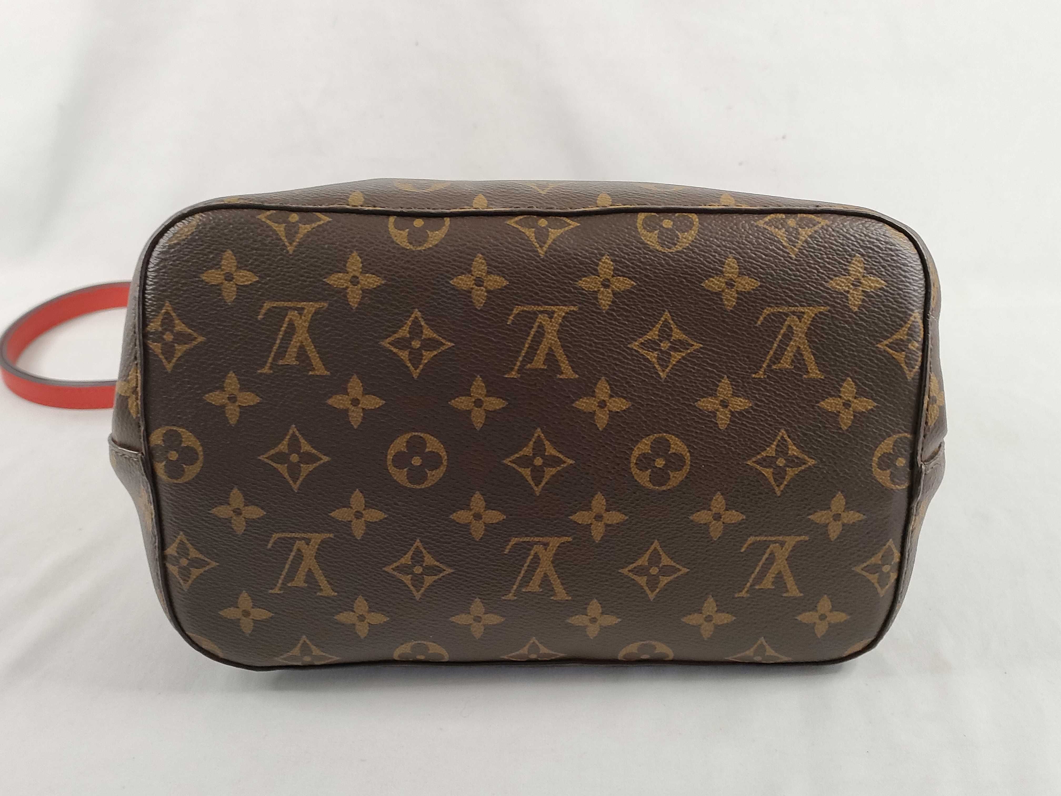 Monogram Louis Vuitton Bucket Shoulder Bag — view 7