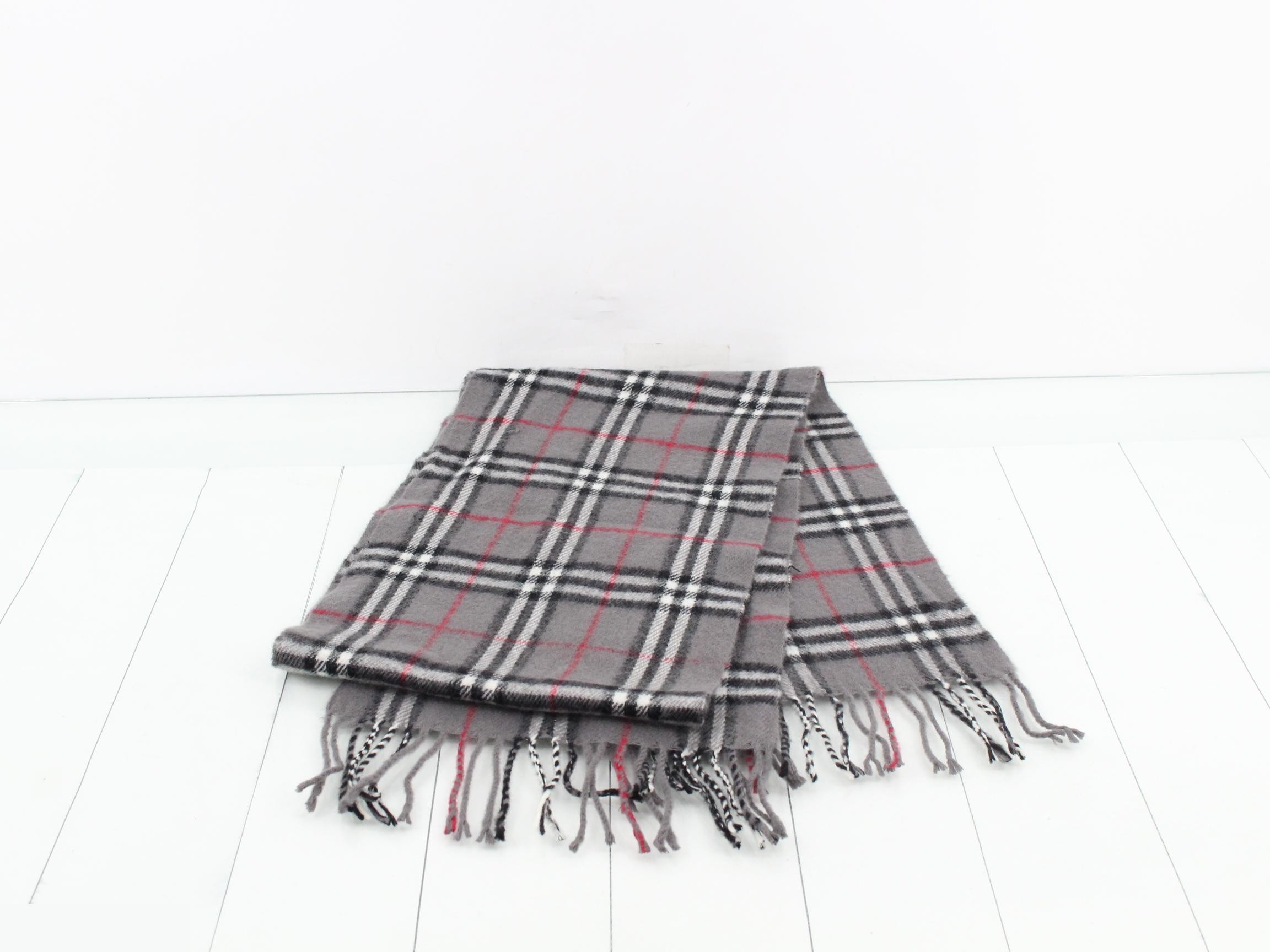 Other lines: Small items, accessories, and scarves — view 3