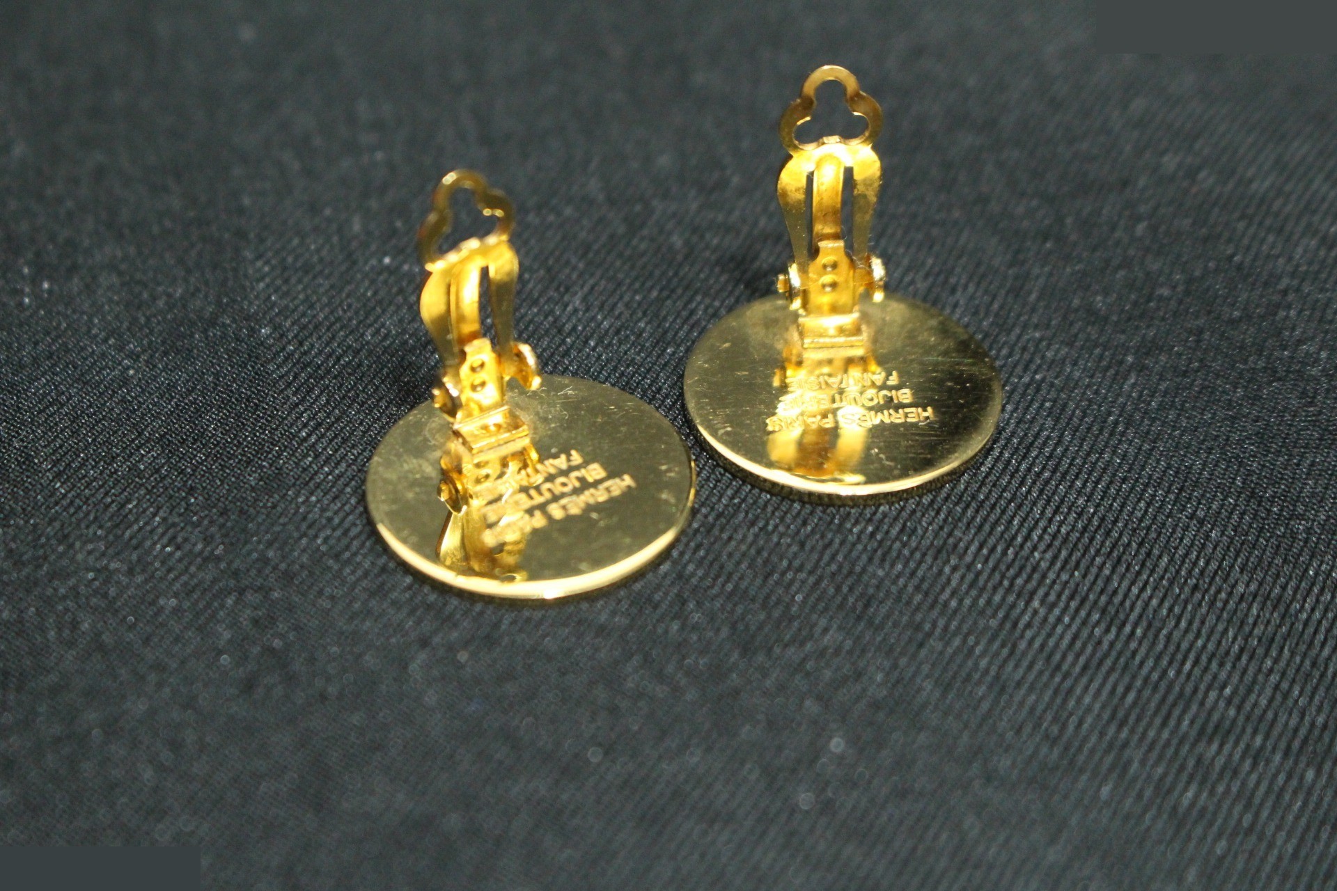 Sellier Earrings, Gold — view 3