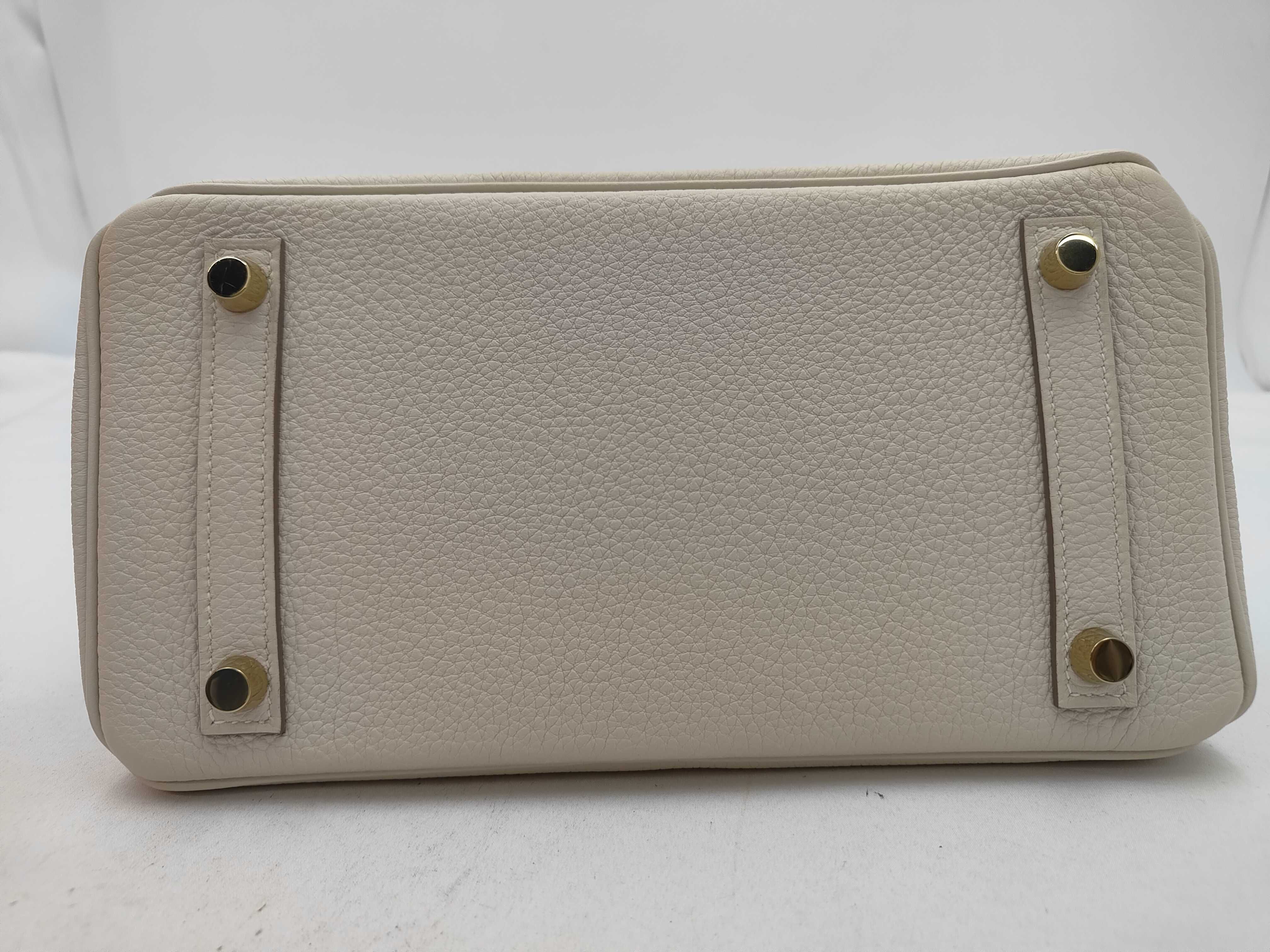 Birkin 25 Togo Leather Craie Gold Hardware U Stamp Handbag — view 7