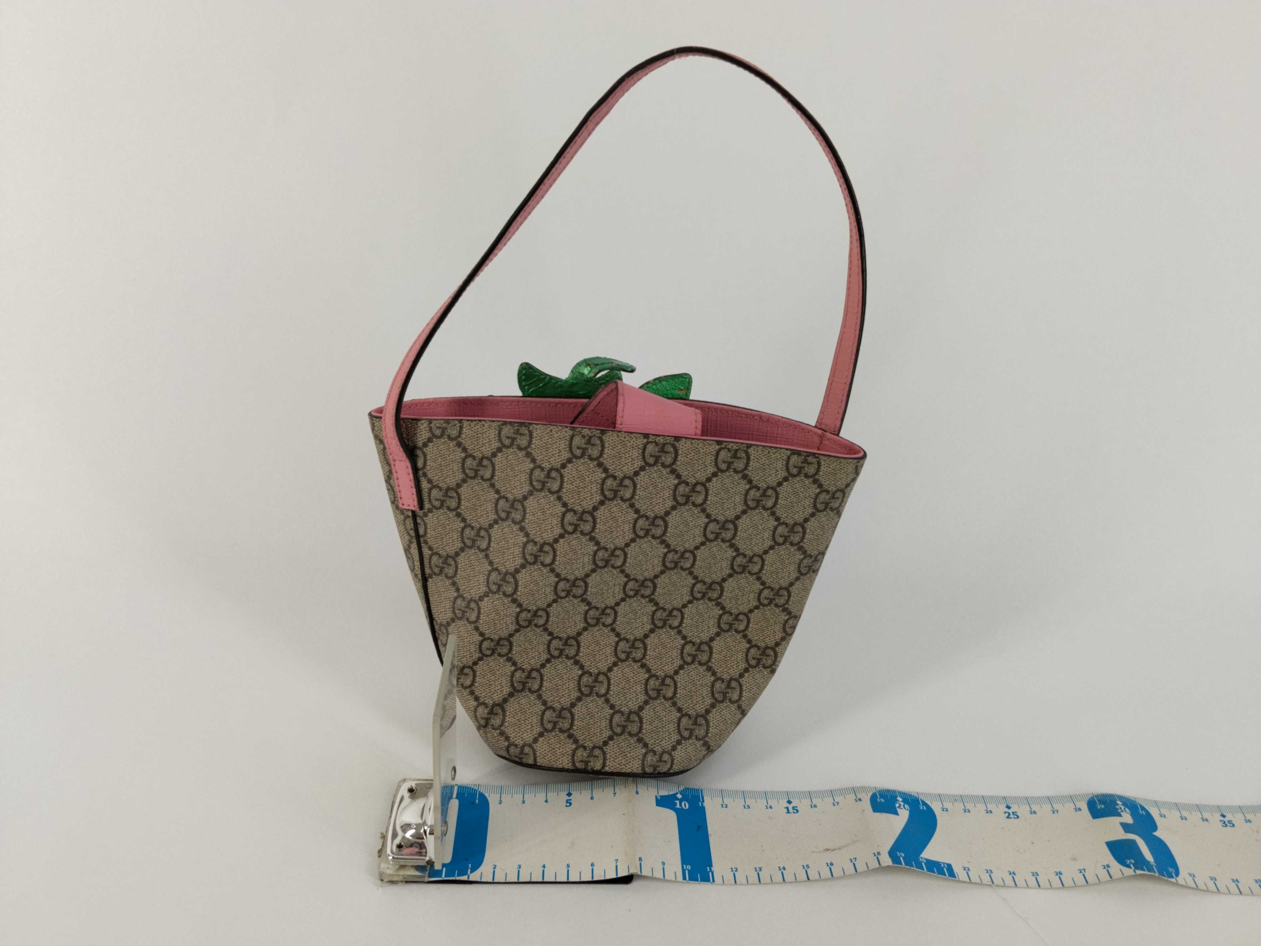 GG Supreme GUCCI GG Supreme Handbag — view 2