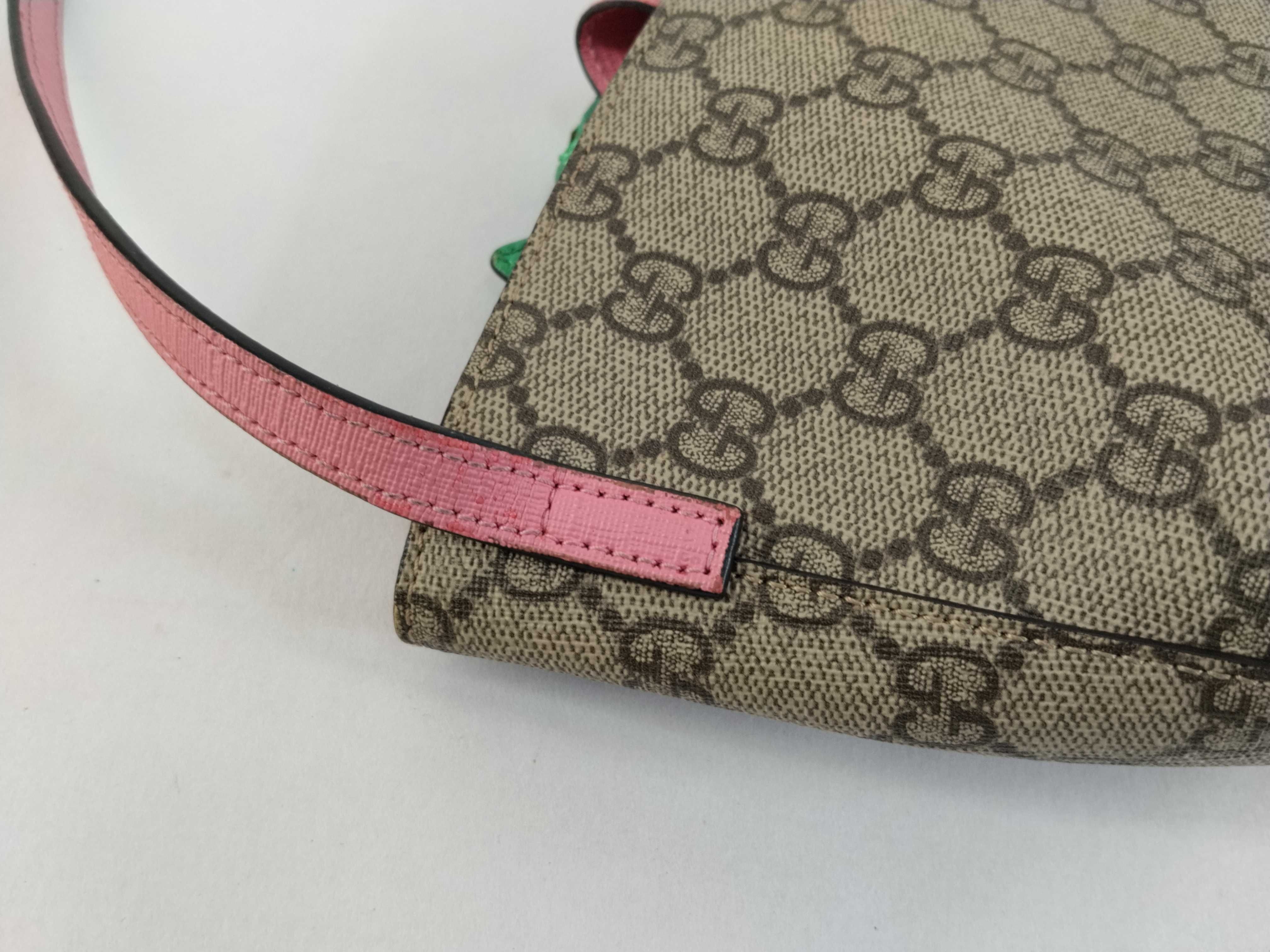 GG Supreme GUCCI GG Supreme Handbag — view 4