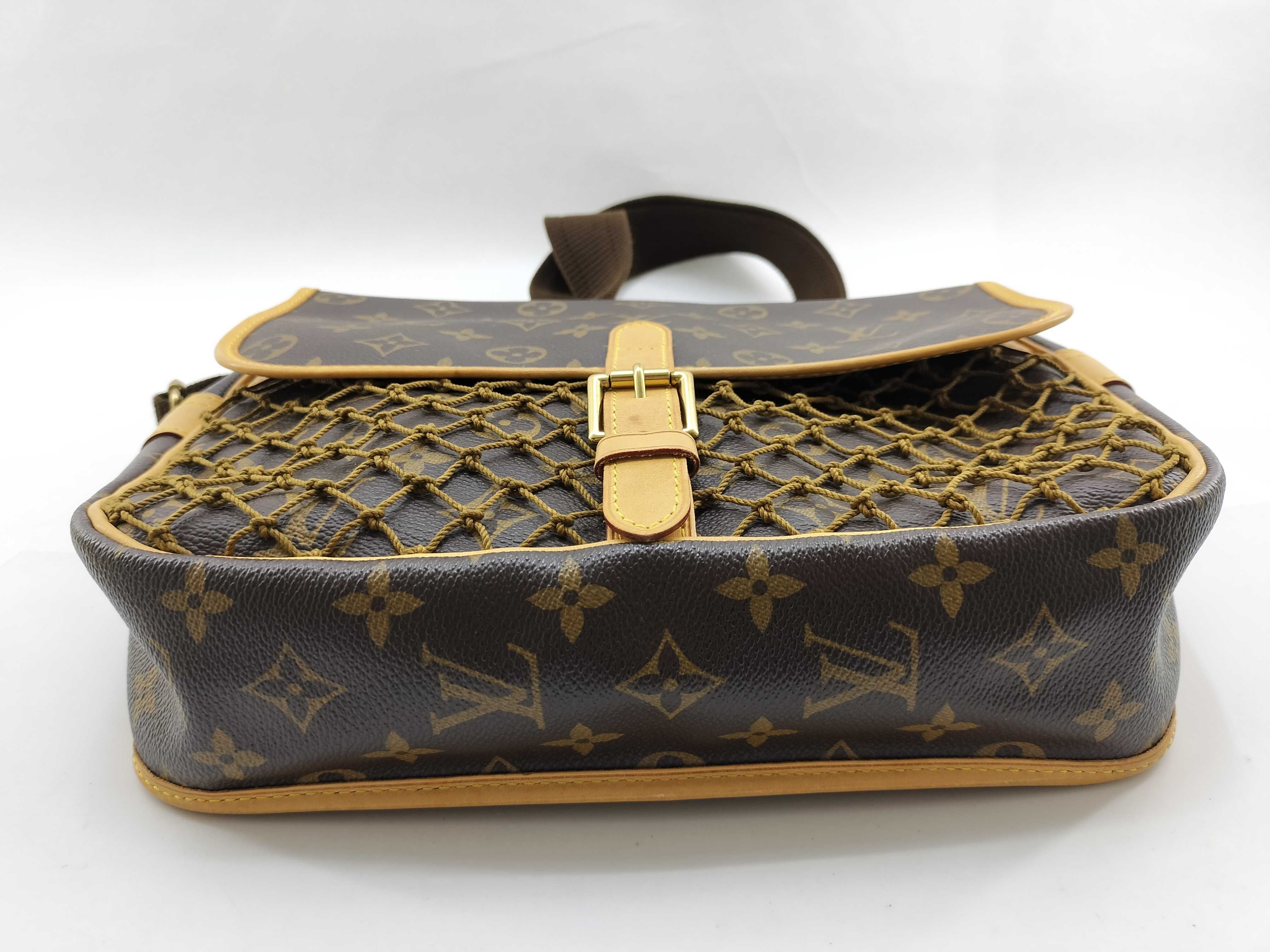 Monogram Louis Vuitton Monogram Shoulder Bag Congo PM M40117 Shoulder Bag — view 3