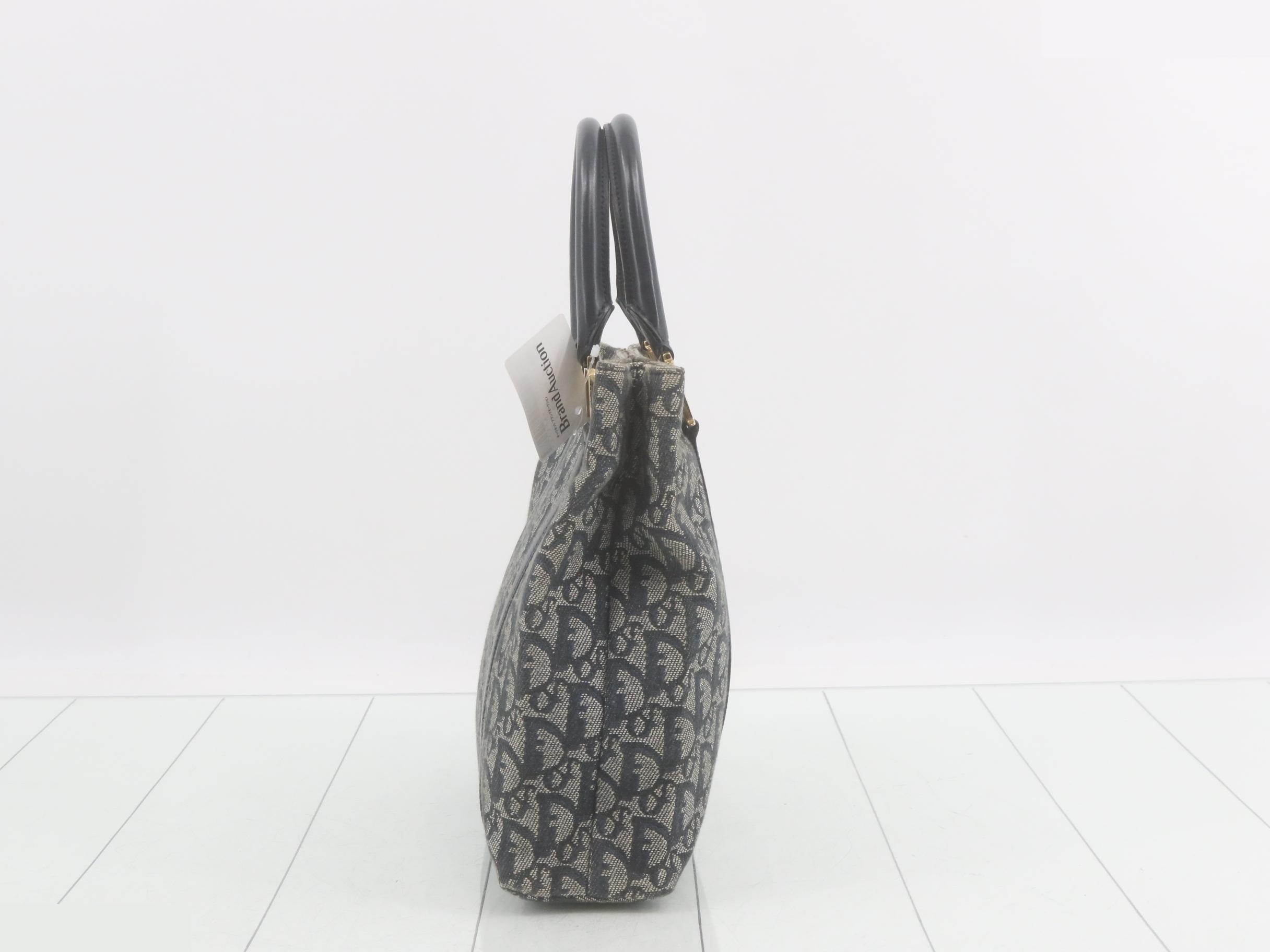 Trotter canvas tote bag — view 3
